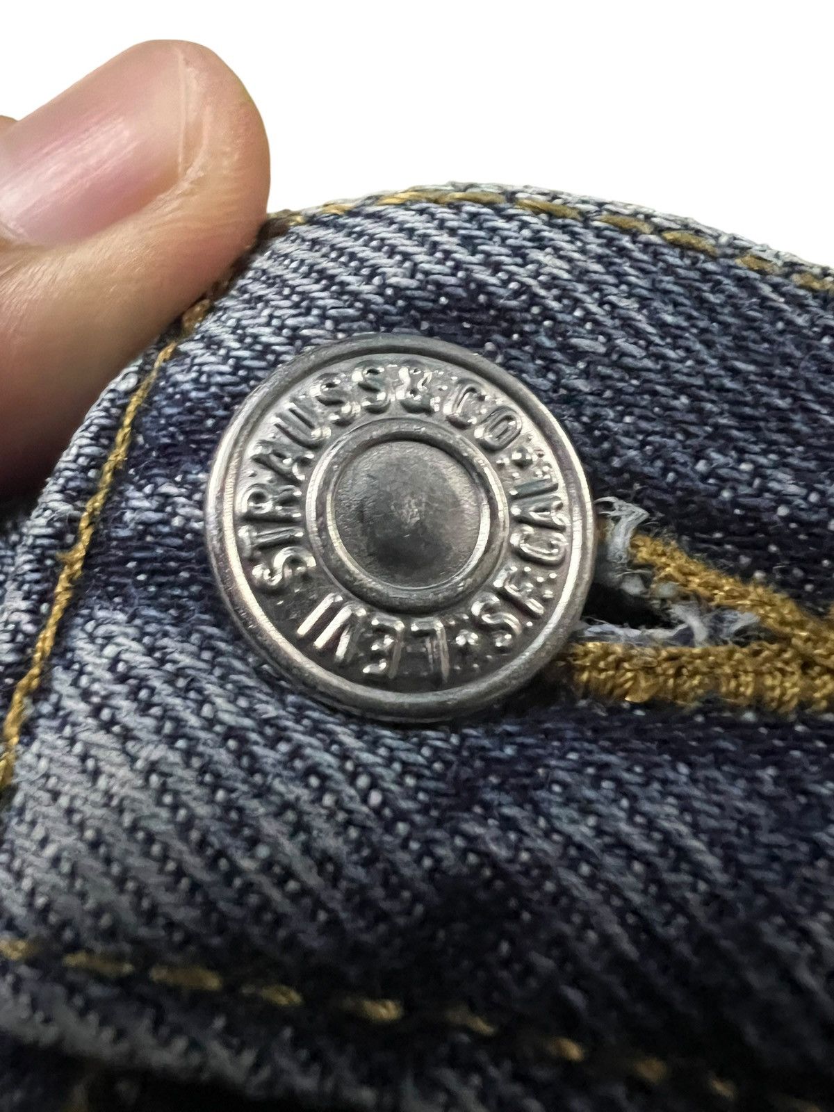 Levi's Vintage levis 517 Distressed Bootcut Jean Size US 31 - 8 Thumbnail