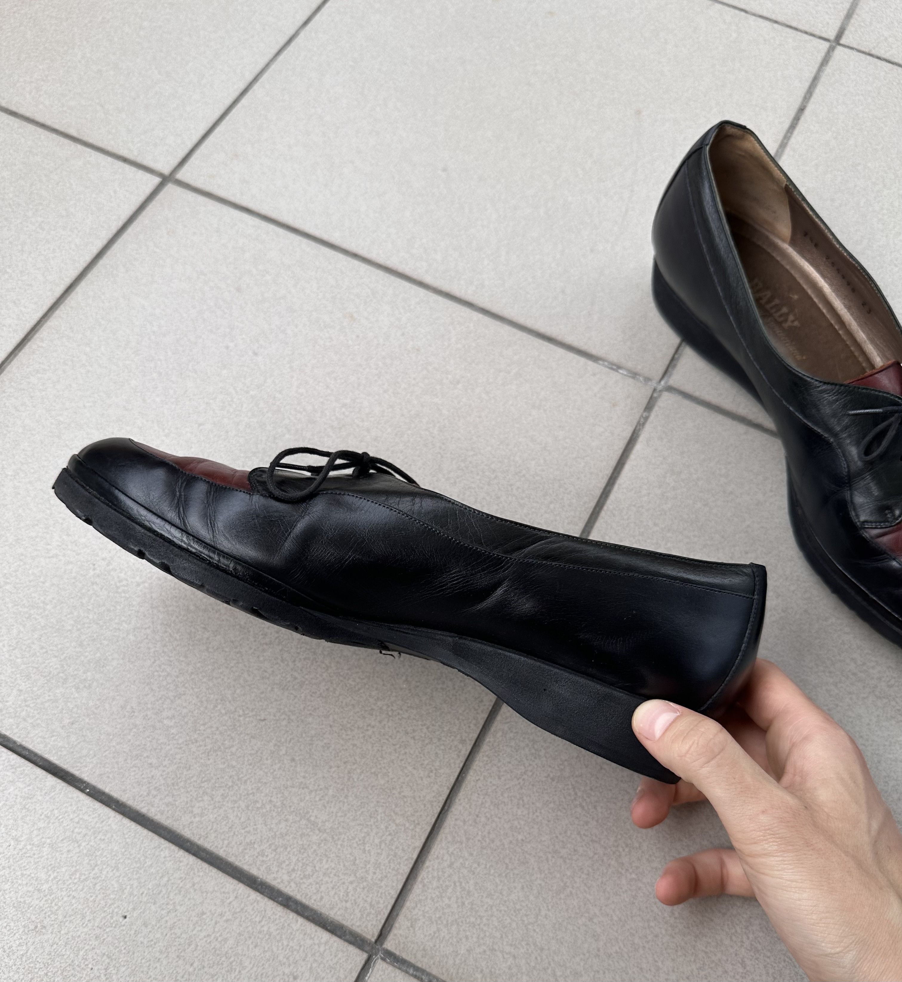 Bally Vintage Bally Italy leather flat shoes Size US 10 / IT 40 - 10 Thumbnail