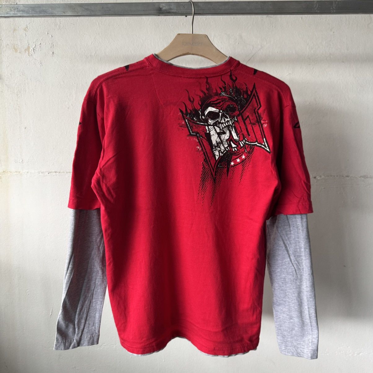 If Six Was Nine 2000s Tapout AOP Layered Skull Grunge Long-sleeve Tee Size US L / EU 52-54 / 3 - 9 Thumbnail