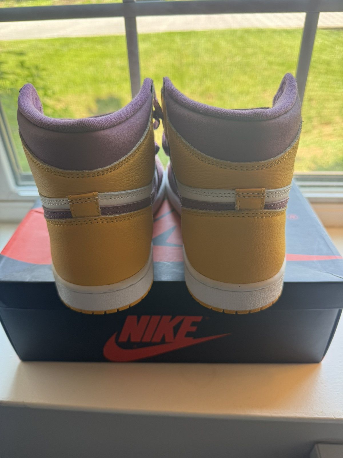 Jordan Brand Jordan 1 Brotherhood Size US 8.5 / EU 41-42 - 5 Thumbnail