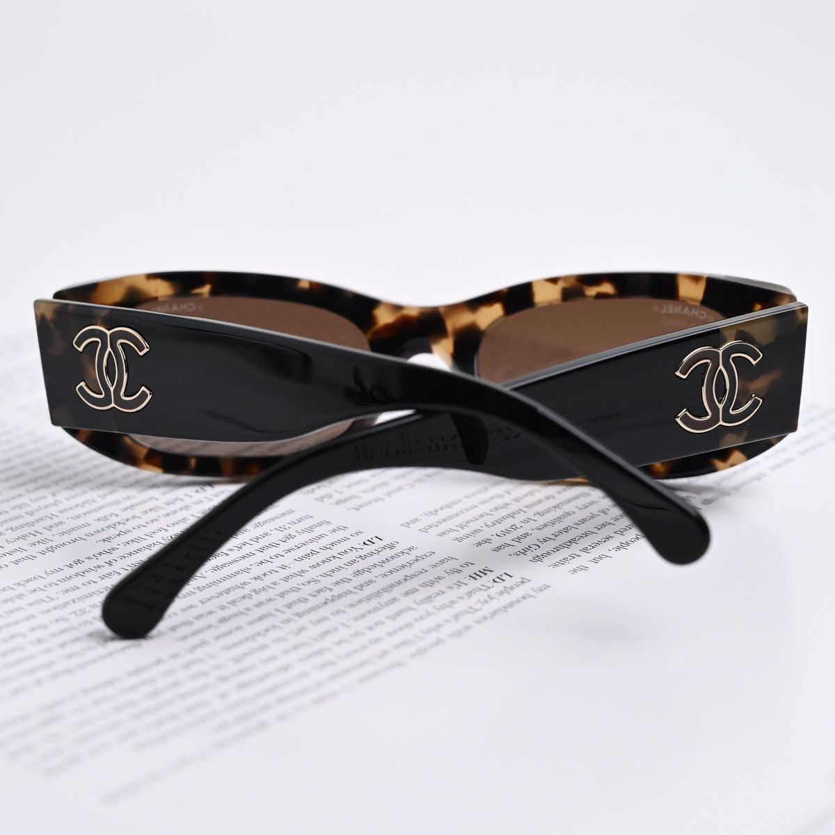 Chanel CHANEL 0CH5525 1770S9 SUNGLASSES Size ONE SIZE - 7 Thumbnail