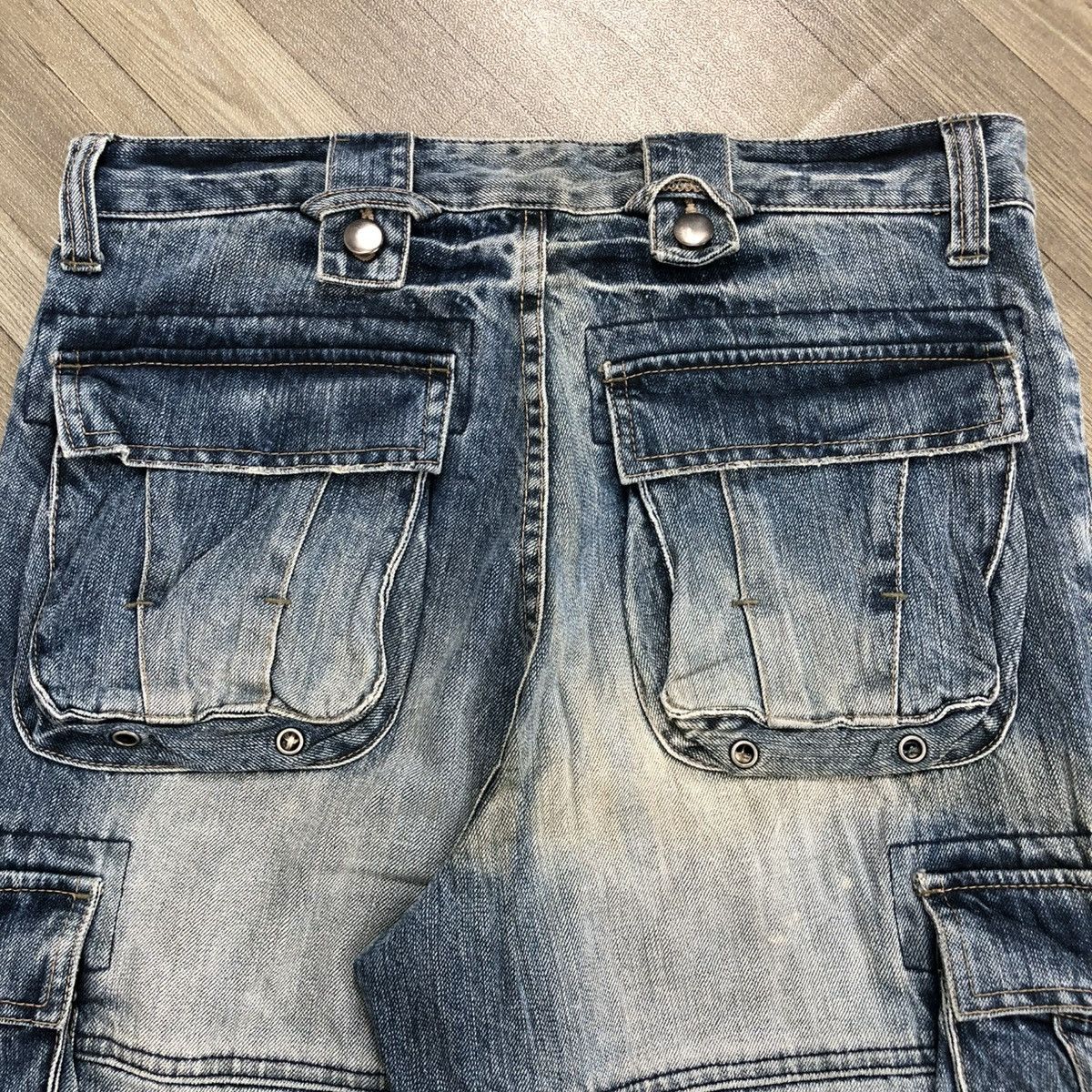 PPFM 2000s PPFM Distressed Lgb Bondage Multipocket Cargo Jeans Size US 31 - 17 Thumbnail