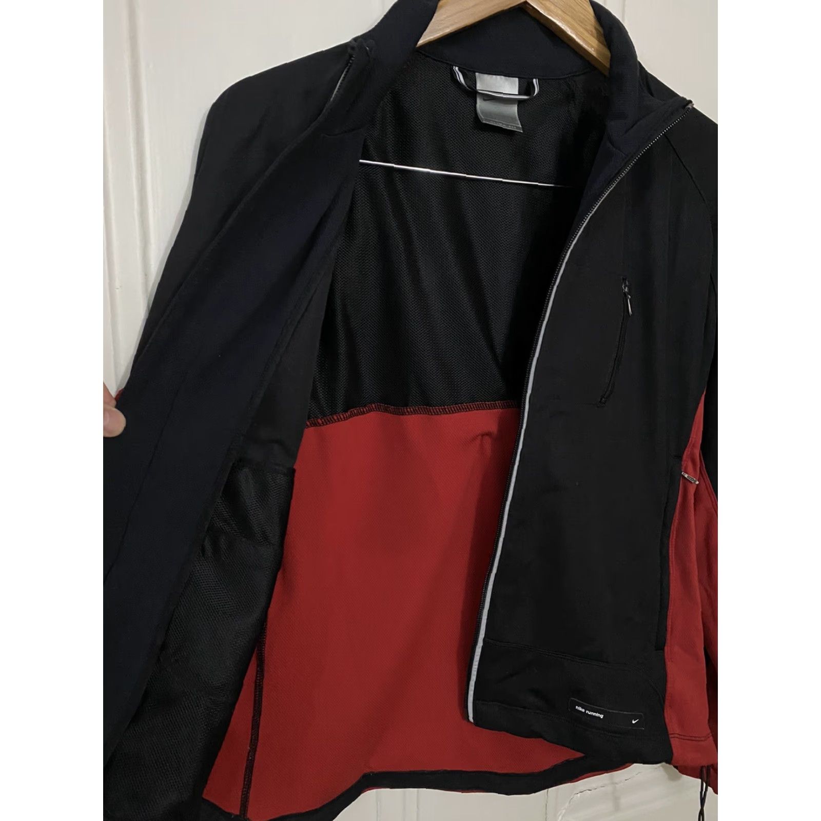 Nike Womens Small Nike Running Full Zip Jacket S Clima Fit Red Black Vented Track Jacket Compact Fit Size S / US 4 / IT 40 - 6 Thumbnail