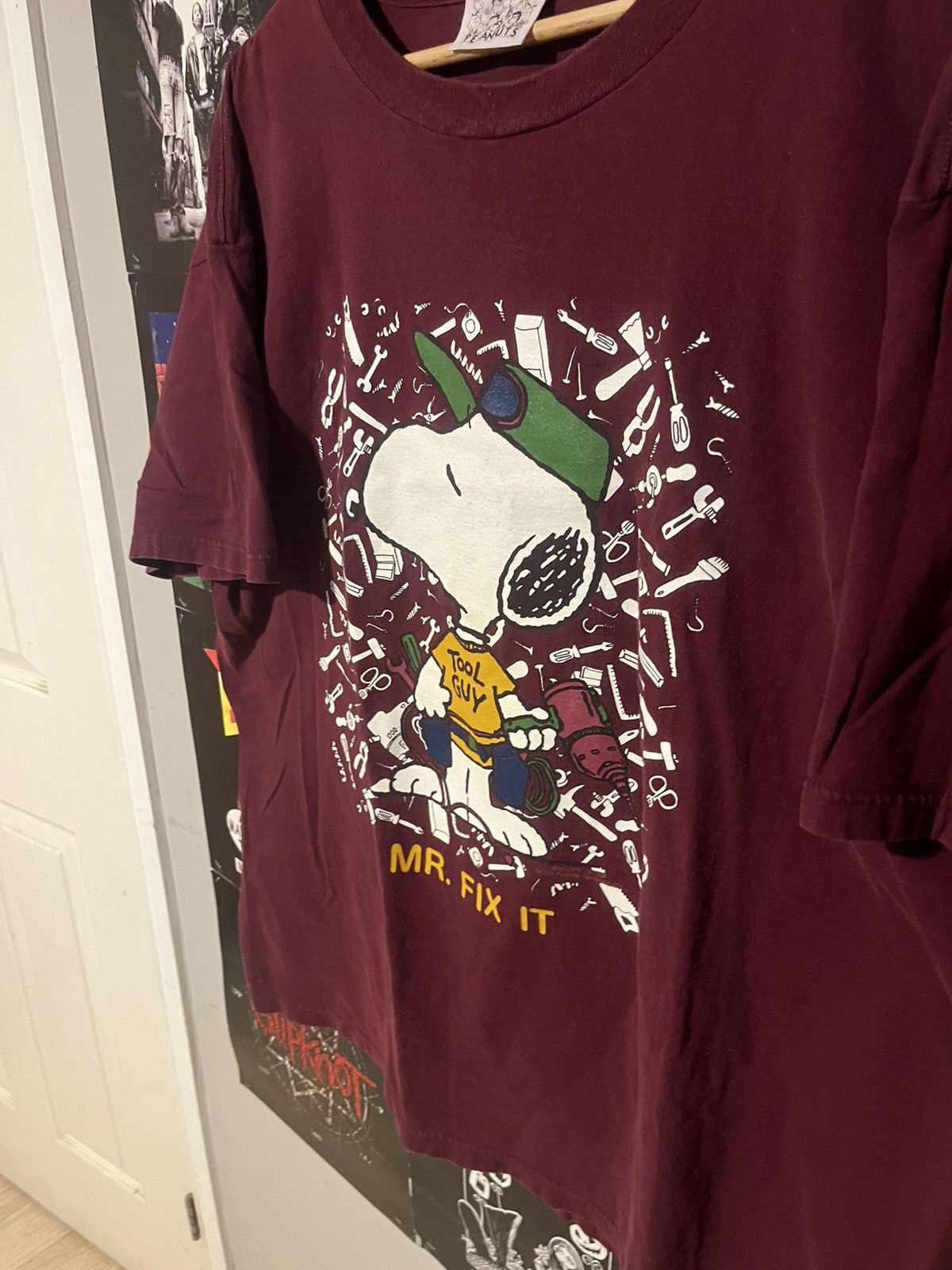 Peanuts Vintage 90’s Snoopy “Mr. Fix It” Tool guy Peanuts Tee shirt Size US XXL / EU 58 / 5 - 2 Thumbnail