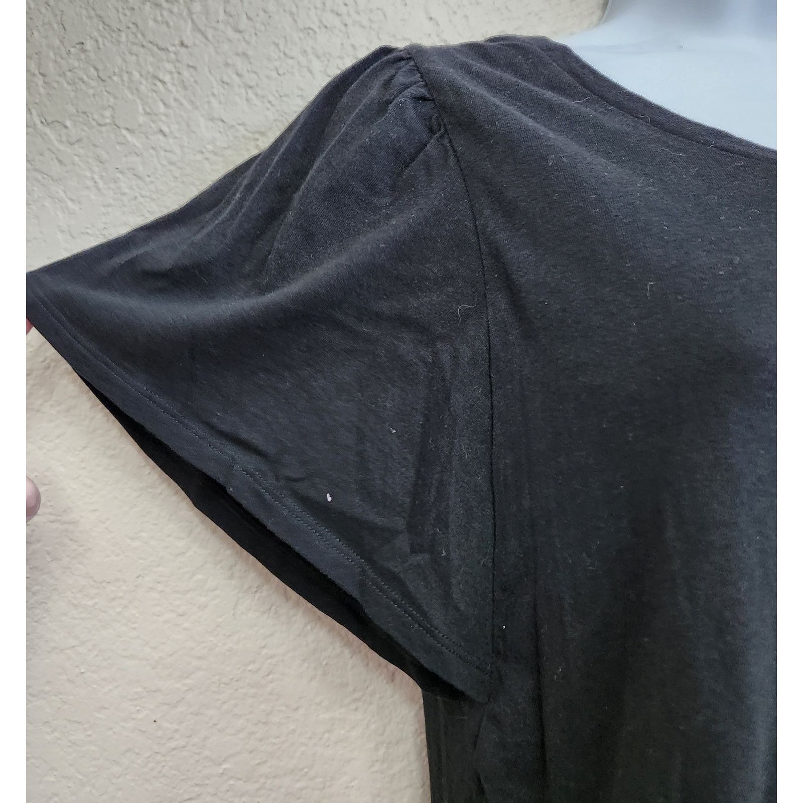 Banana Republic Banana Republic Black Flutter Sleeve Designer Tee Top Medium Size M / US 6-8 / IT 42-44 - 2 Thumbnail