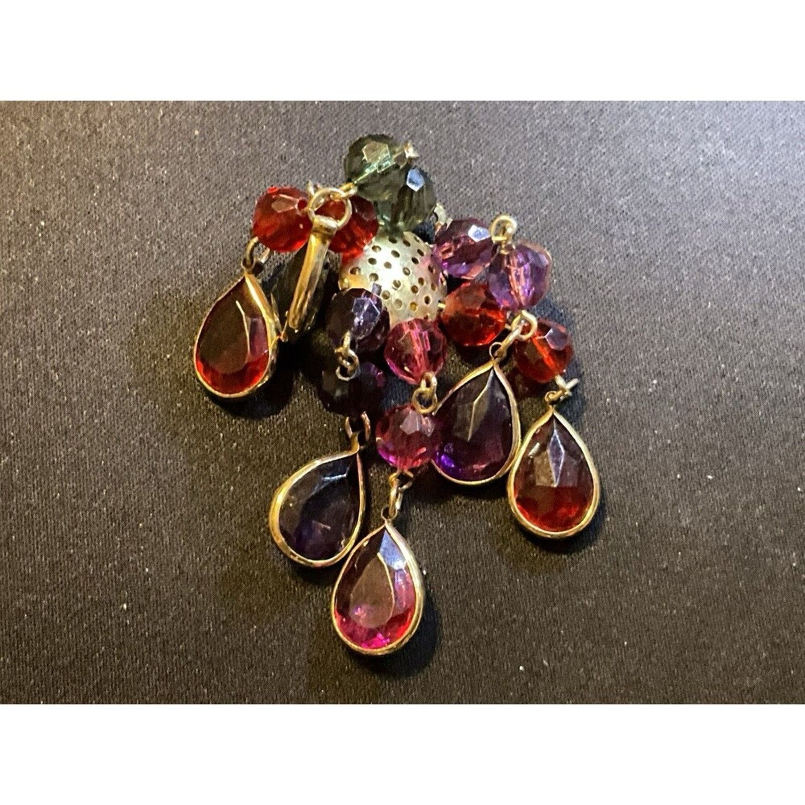 Other Multicolored Glass Crystal Dangle Cha-Cha Clip On Earrings Size ONE SIZE - 2 Thumbnail