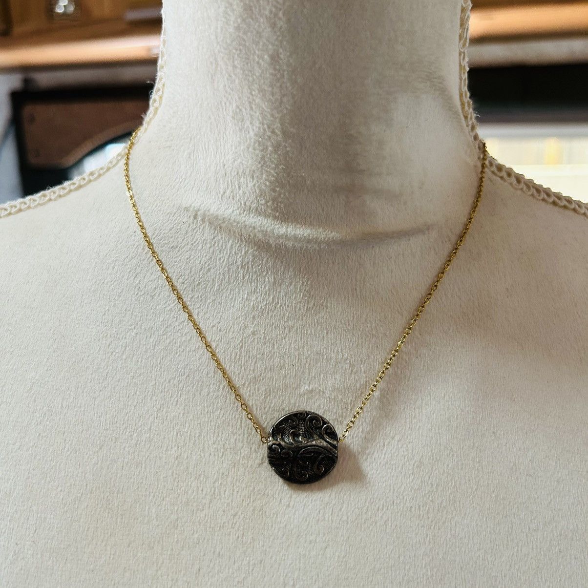 Handmade Handcrafted vintage filigree slider pendant necklace Size ONE SIZE - 2 Thumbnail