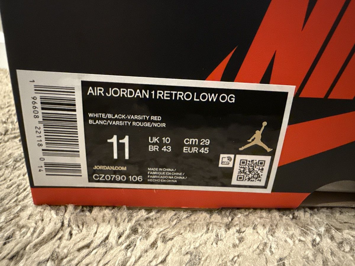 Nike Nike Air Jordan 1 Retro Low OG “Black Toe” Size US 11 / EU 44 - 12 Thumbnail