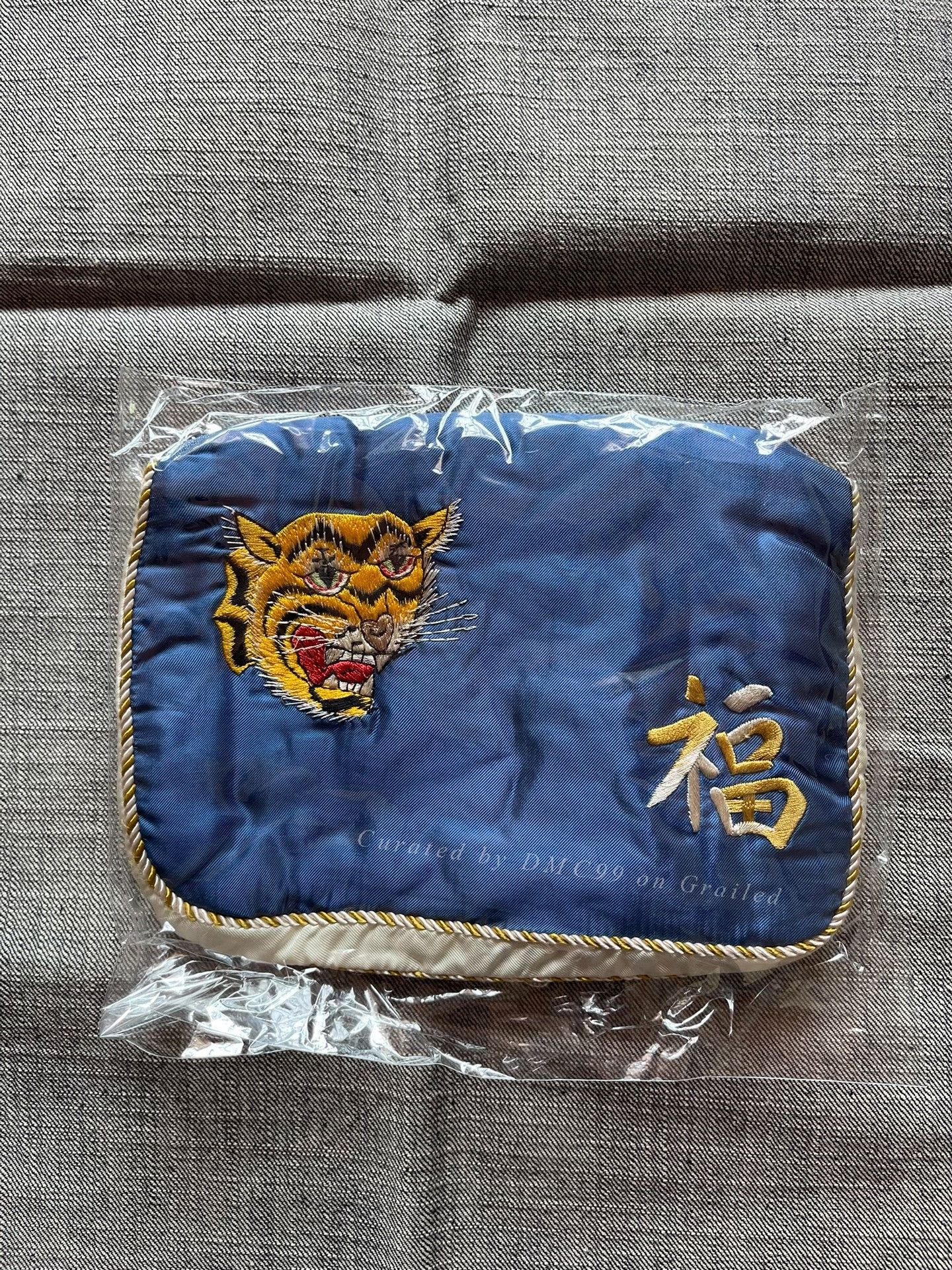 Le TIGRE Hu Fu Clutch Storage Wallet Size ONE SIZE - 1 Thumbnail