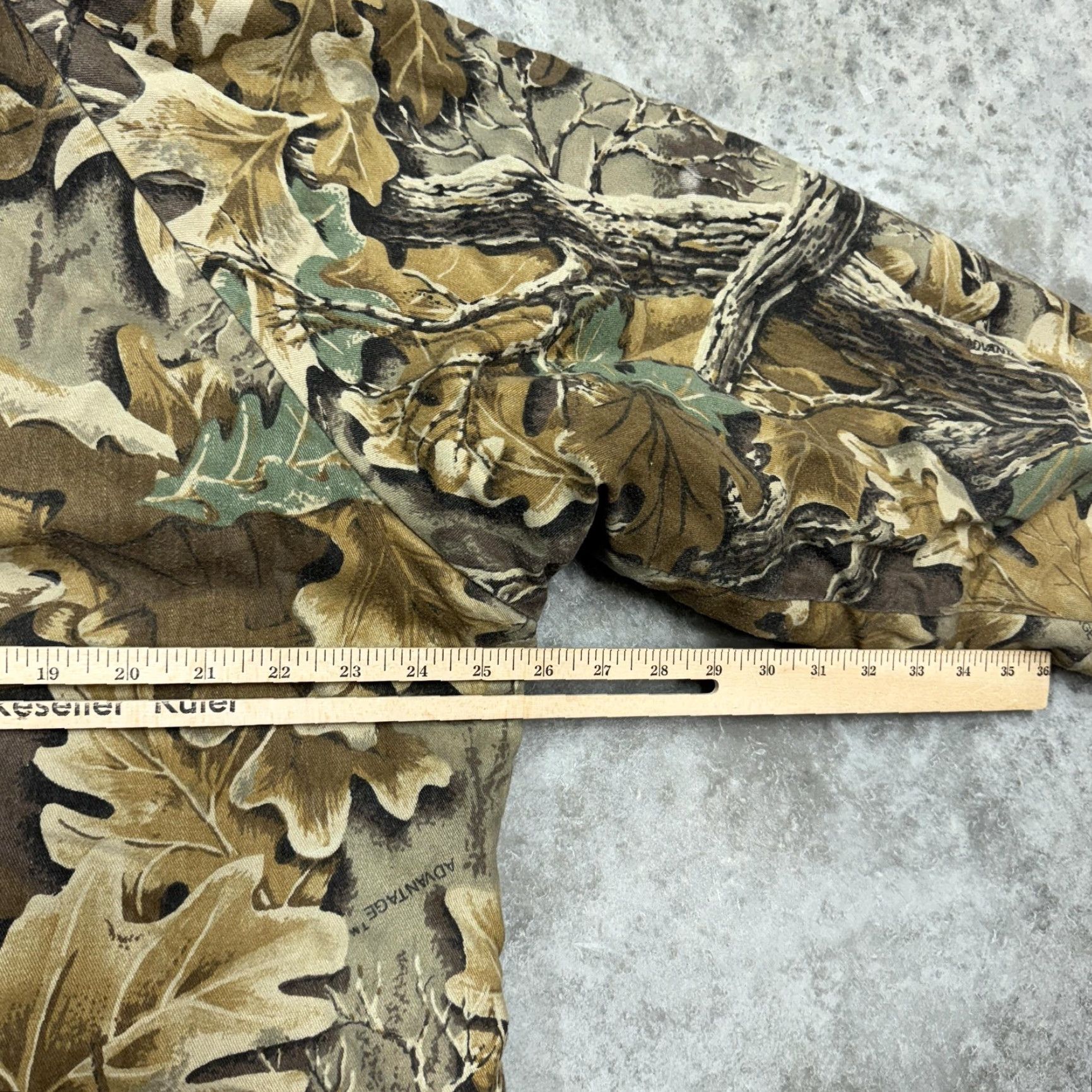 Realtree VINTAGE Spartan Jacket Mens L Brown Camouflage Hunting Coat Full Zip Insulated Pockets Canvas Cotton Outdoor Nature 1990s?? Size US L / EU 52-54 / 3 - 5 Thumbnail
