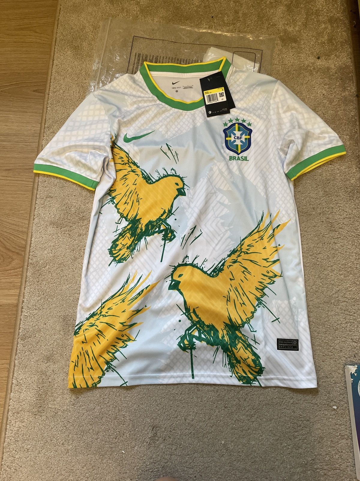 Nike T-shirt nike(Brazil) Size US S / EU 44-46 / 1 - 1 Thumbnail
