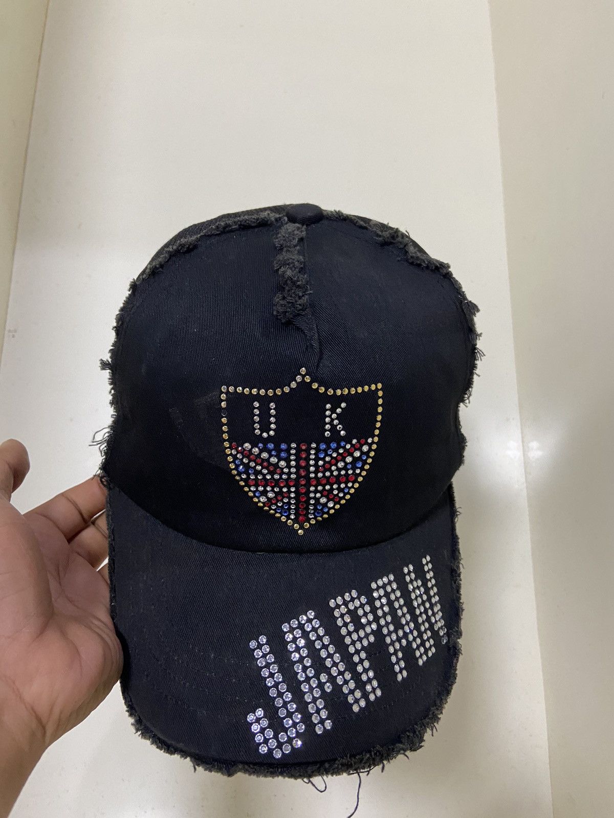 If Six Was Nine 2000s DITSTRESSED UK JAPAN TRUCKER HAT Size ONE SIZE - 1 Thumbnail