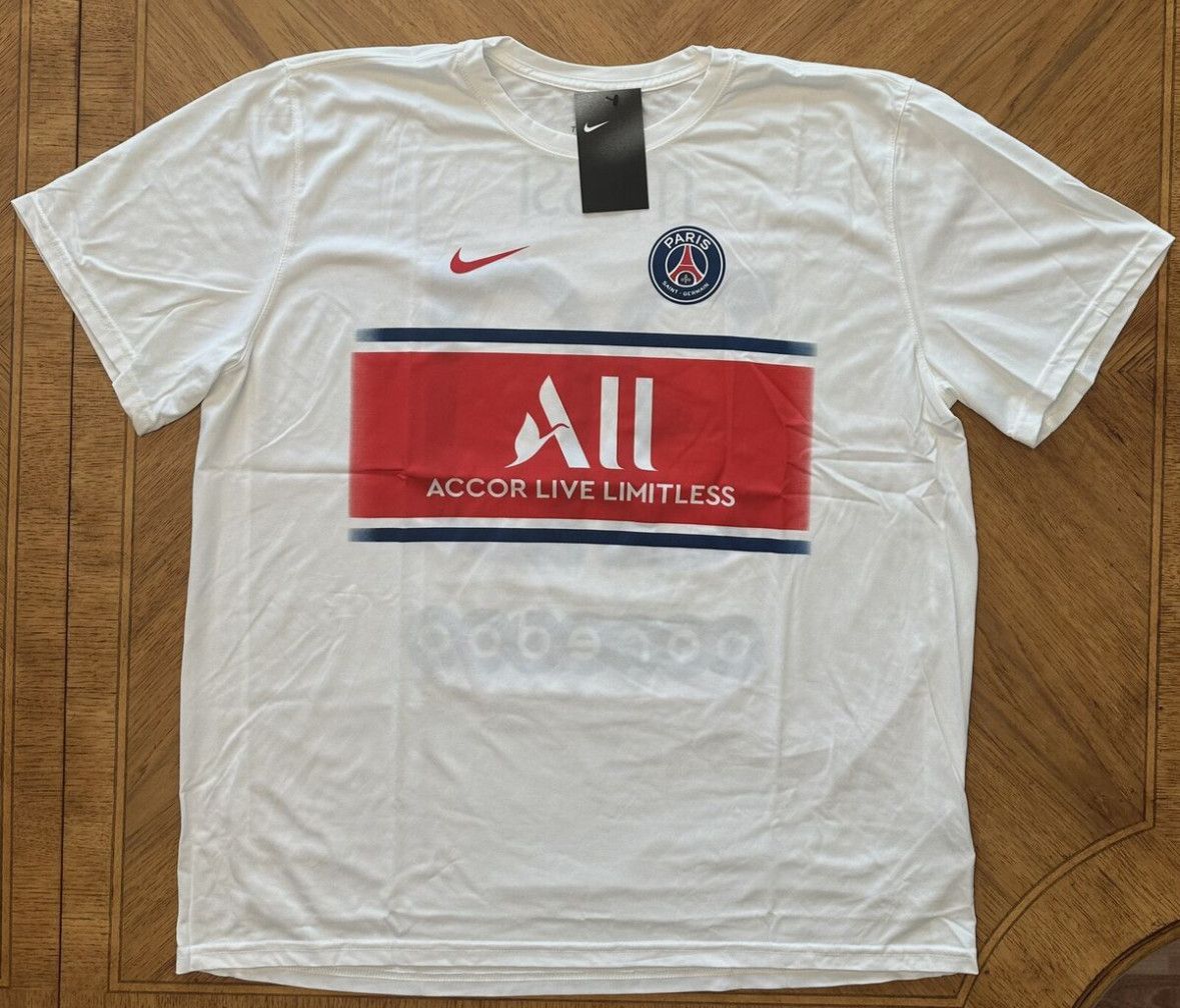 Nike Lionel Messi Nike Dri-FIT Paris Saint-Germain Jersey T-Shirt Size US XXL / EU 58 / 5 - 1 Thumbnail