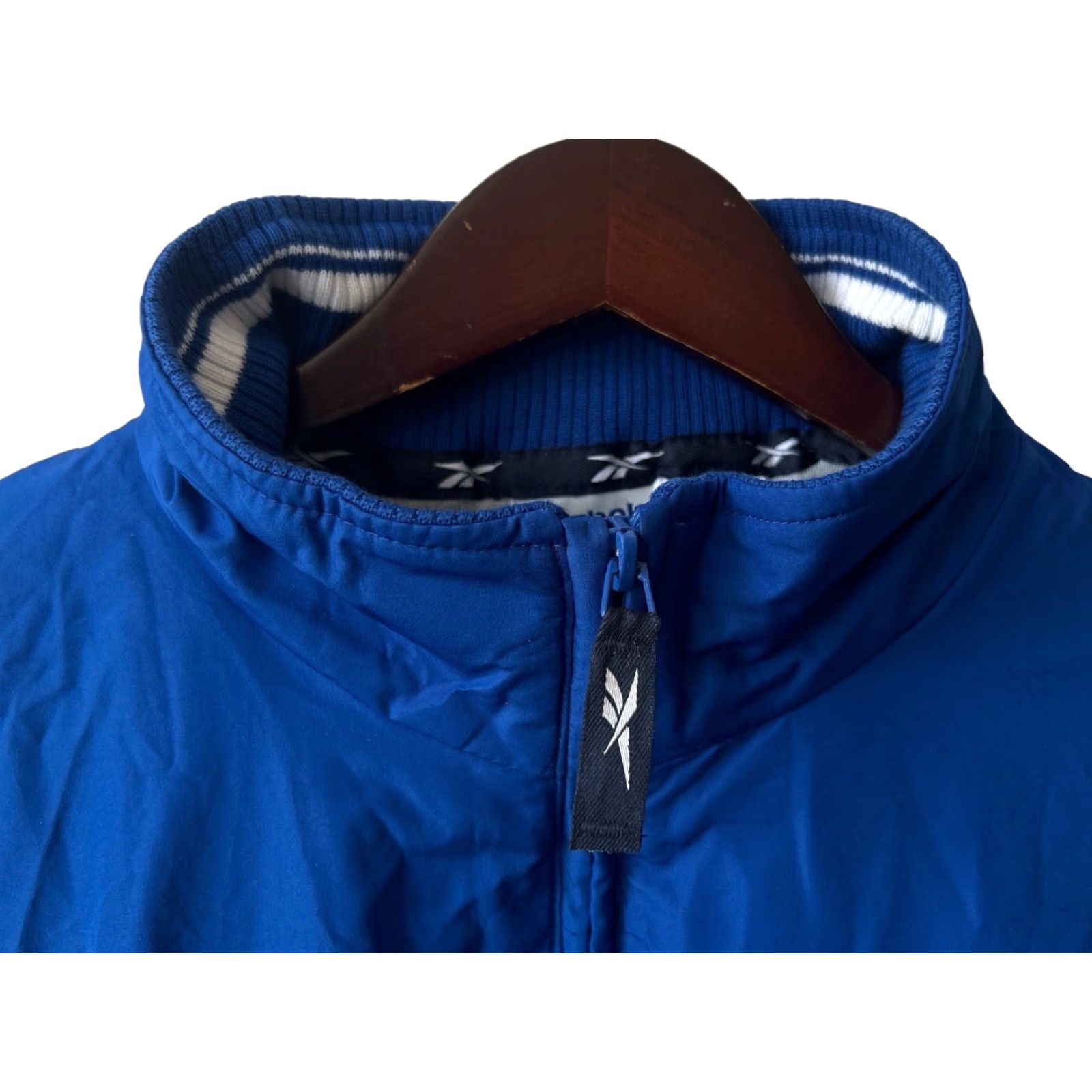 Reebok VINTAGE Reebok Windbreaker Lightweight Jacket Mens Large Blue 90s NWT Deadstock 1996 Zip Pocket Embroidered Logo Chest Size US L / EU 52-54 / 3 - 4 Thumbnail