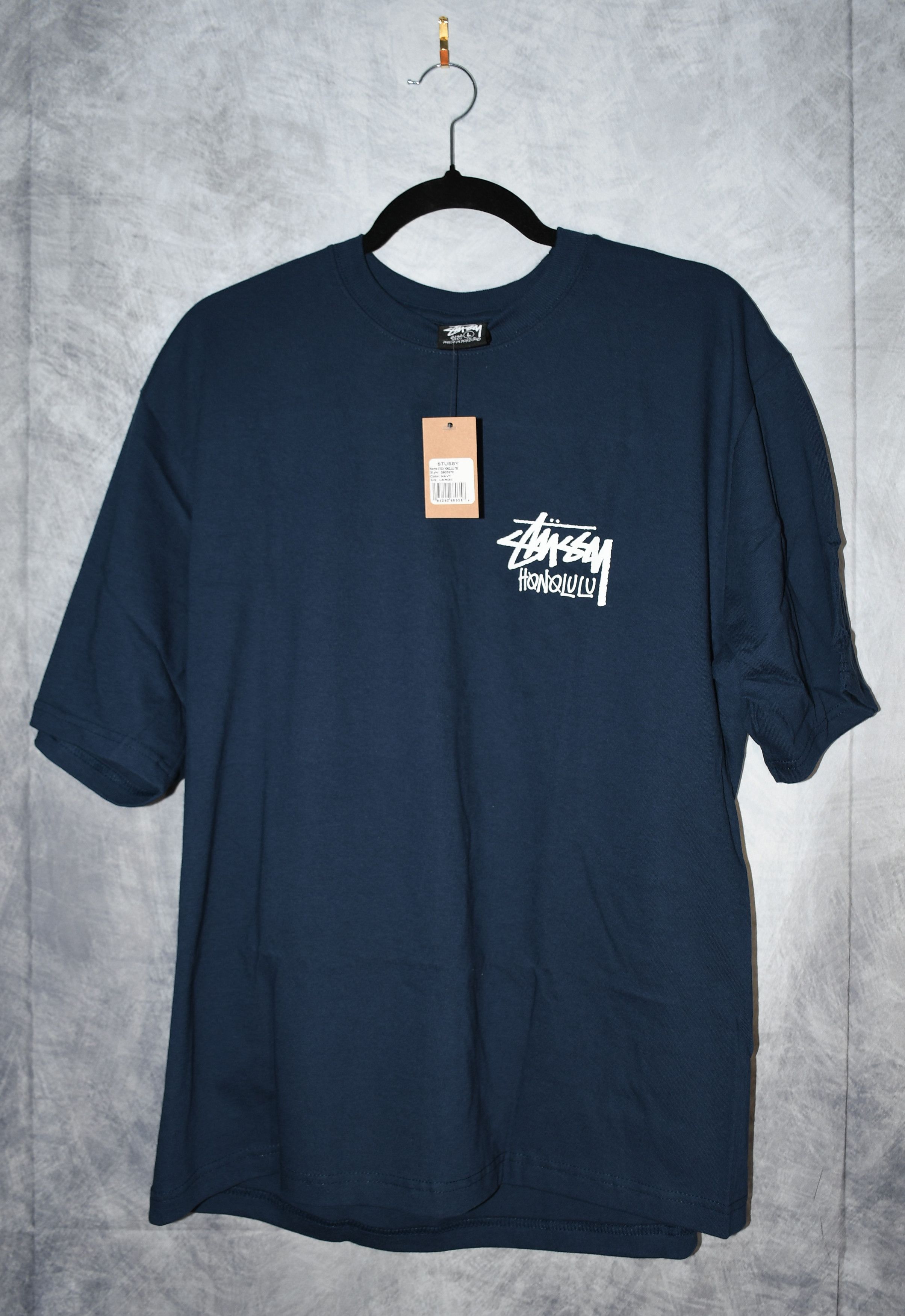 トップス STUSSY HONOLULU TEE NAVY SMALL Stussy Honolulu Chapter t-shirt NWT Navy
