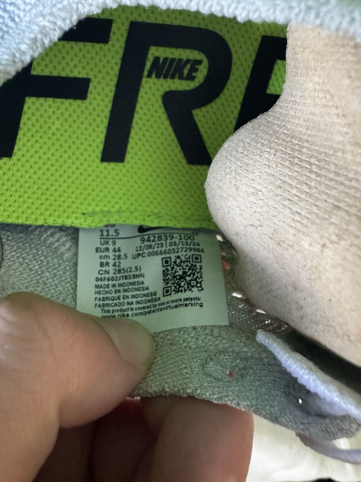 Nike Nike free rn flynit white pure platinum 2018 Size US 11.5 / IT 41.5 - 8 Thumbnail