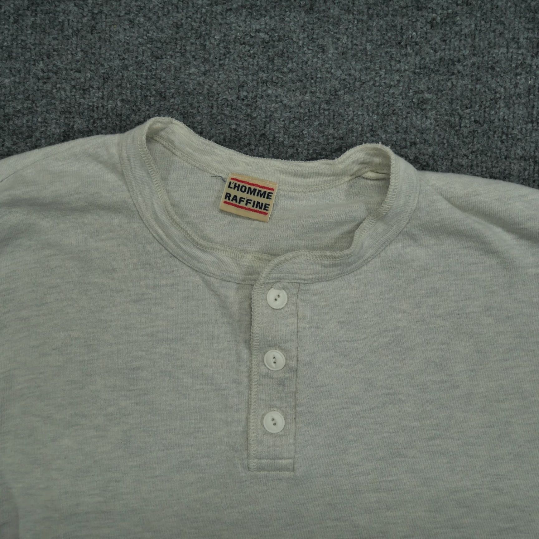 Vintage VINTAGE L'Homme Raffine Shirt Mens Large Grey Henley Long Sleeve 90s Disney Cotton T-Shirt Mens Size US L / EU 52-54 / 3 - 2 Thumbnail