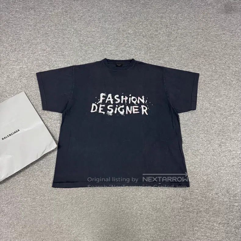 Balenciaga Balenciaga Golden Sand Glitter Printed Crew Neck Short Sle Size US L / EU 52-54 / 3 - 1 Thumbnail