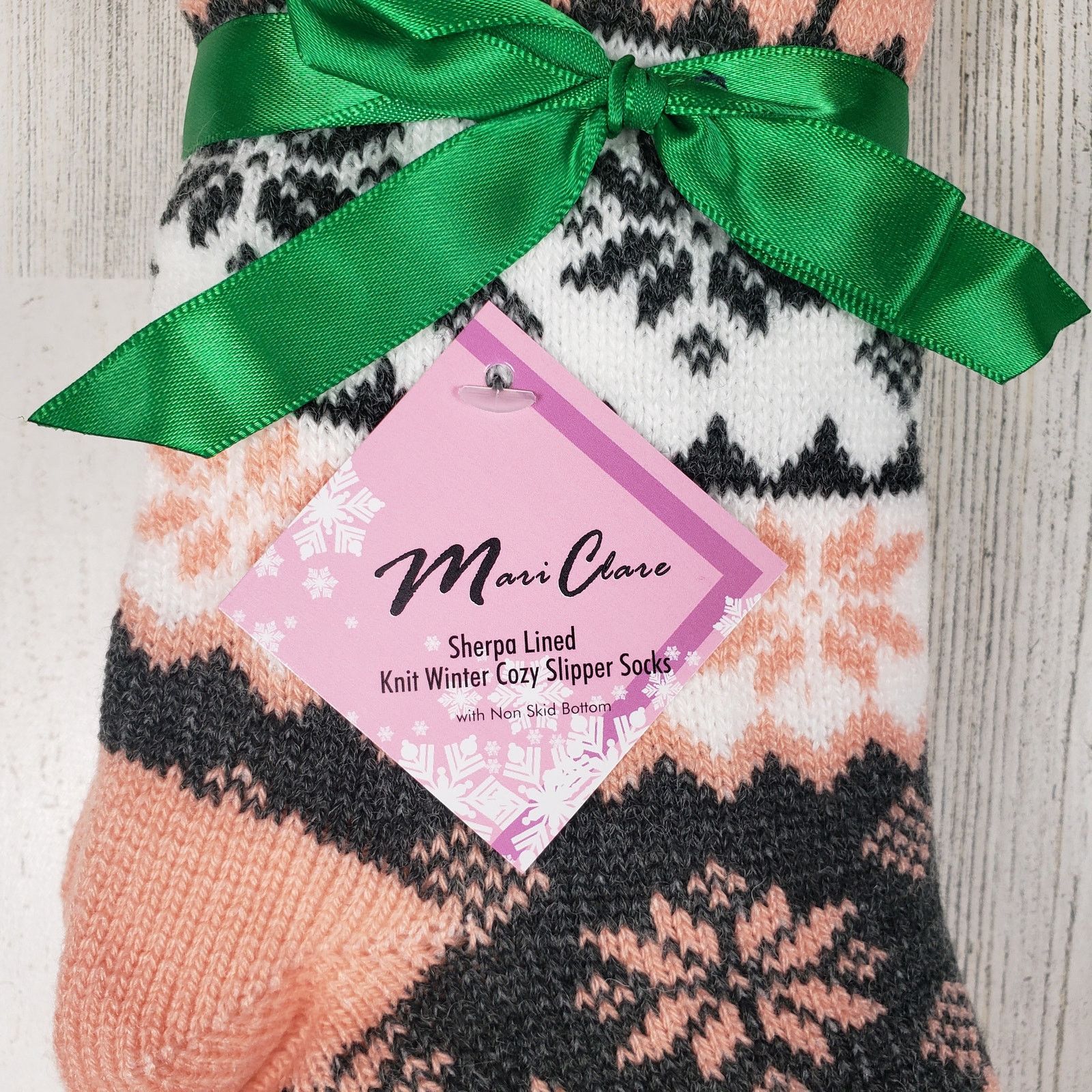 Other NWT Sherpa Lined Knit Winter Snowflake No-Slip Slipper Socks Size ONE SIZE - 4 Thumbnail