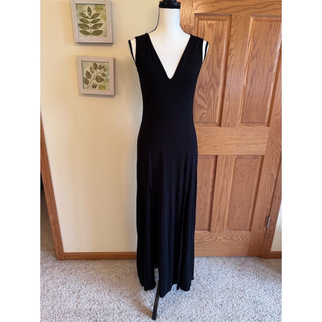 Shein Shein Women's Black Sleeveless V-Neck Maxi Dress Size S 4 Size S / US 4 / IT 40 - 3 Thumbnail