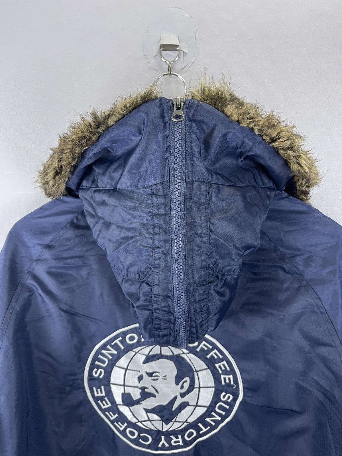 Vintage Vintage Suntory Coffee Faux Fur Hoodie Bomber Size US L / EU 52-54 / 3 - 9 Thumbnail