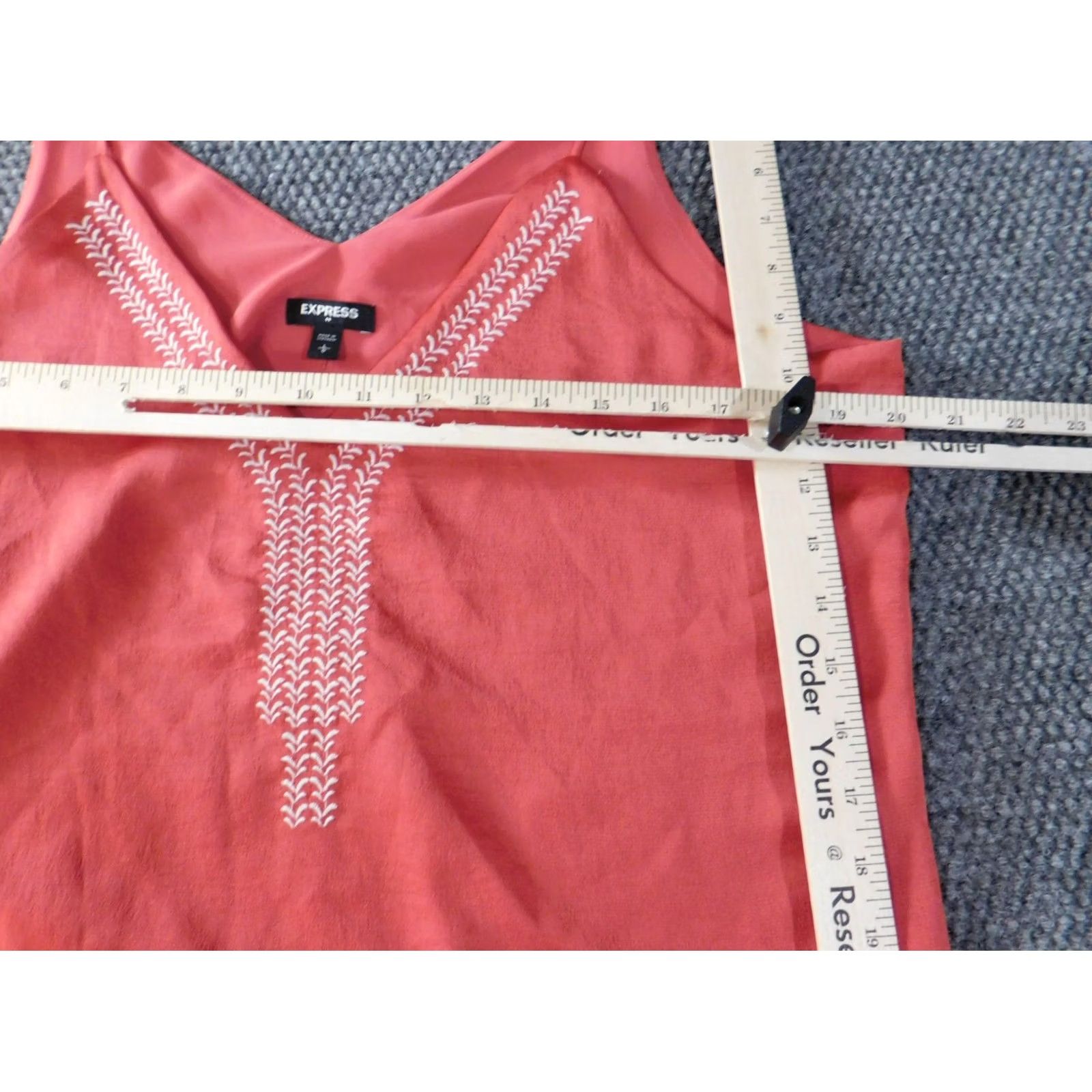 Express Express Womens Blouse L Sleeveless Pink Floral Lined Spaghetti Strap Pullover V-Neck Polyester Regular Modern Basic Shirt Womens Size L / US 10 / IT 46 - 4 Thumbnail