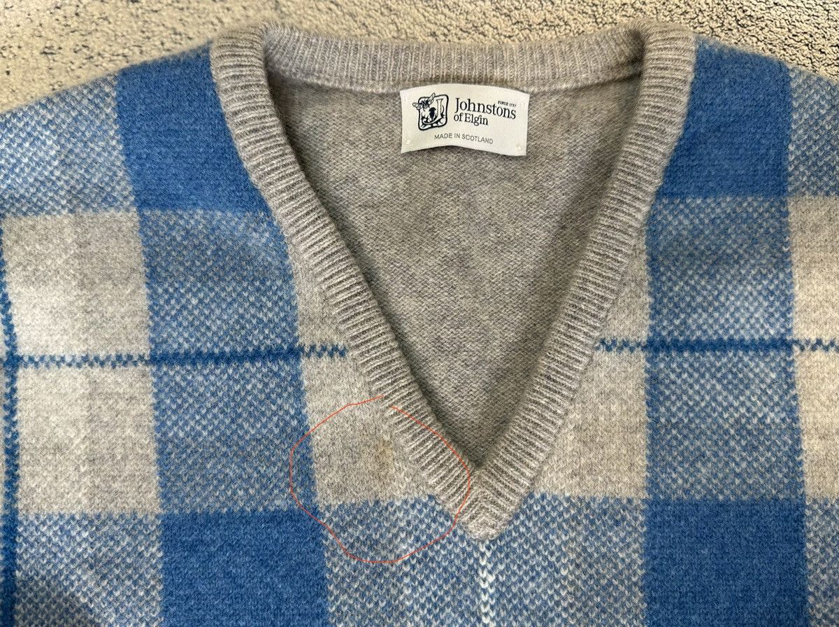 Johnstons Of Elgin Johnstons of Elgin Wool Sweater Men M V Neck Plaid Scotland Size US M / EU 48-50 / 2 - 13 Thumbnail