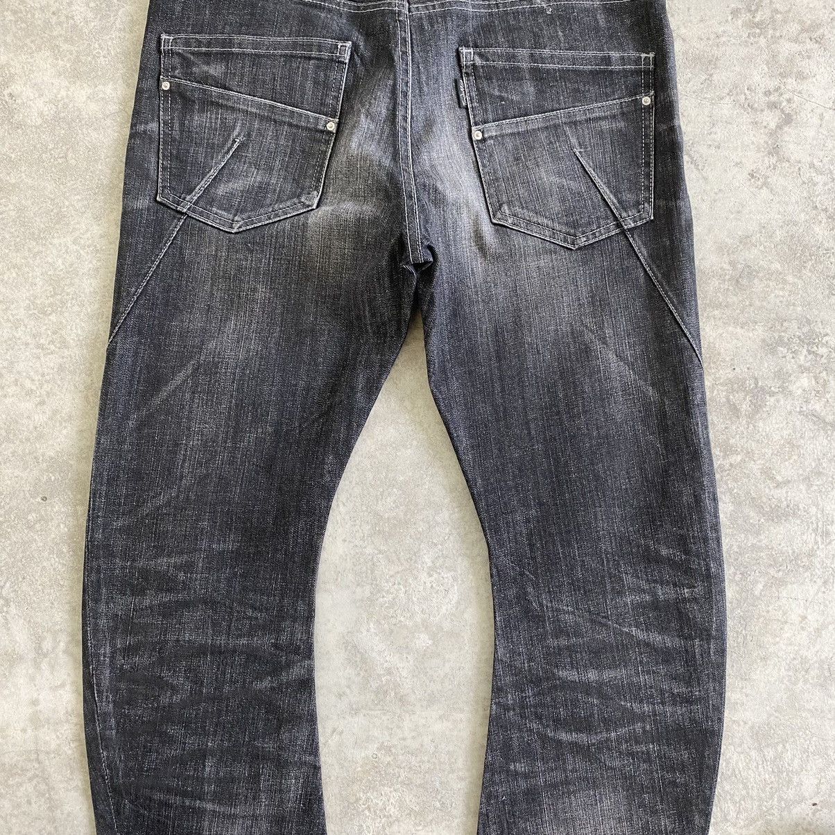 Tornado Mart 2000’s Tornado Mart Made In Japan Curved Leg Denim Jeans Size US 30 / EU 46 - 14 Thumbnail