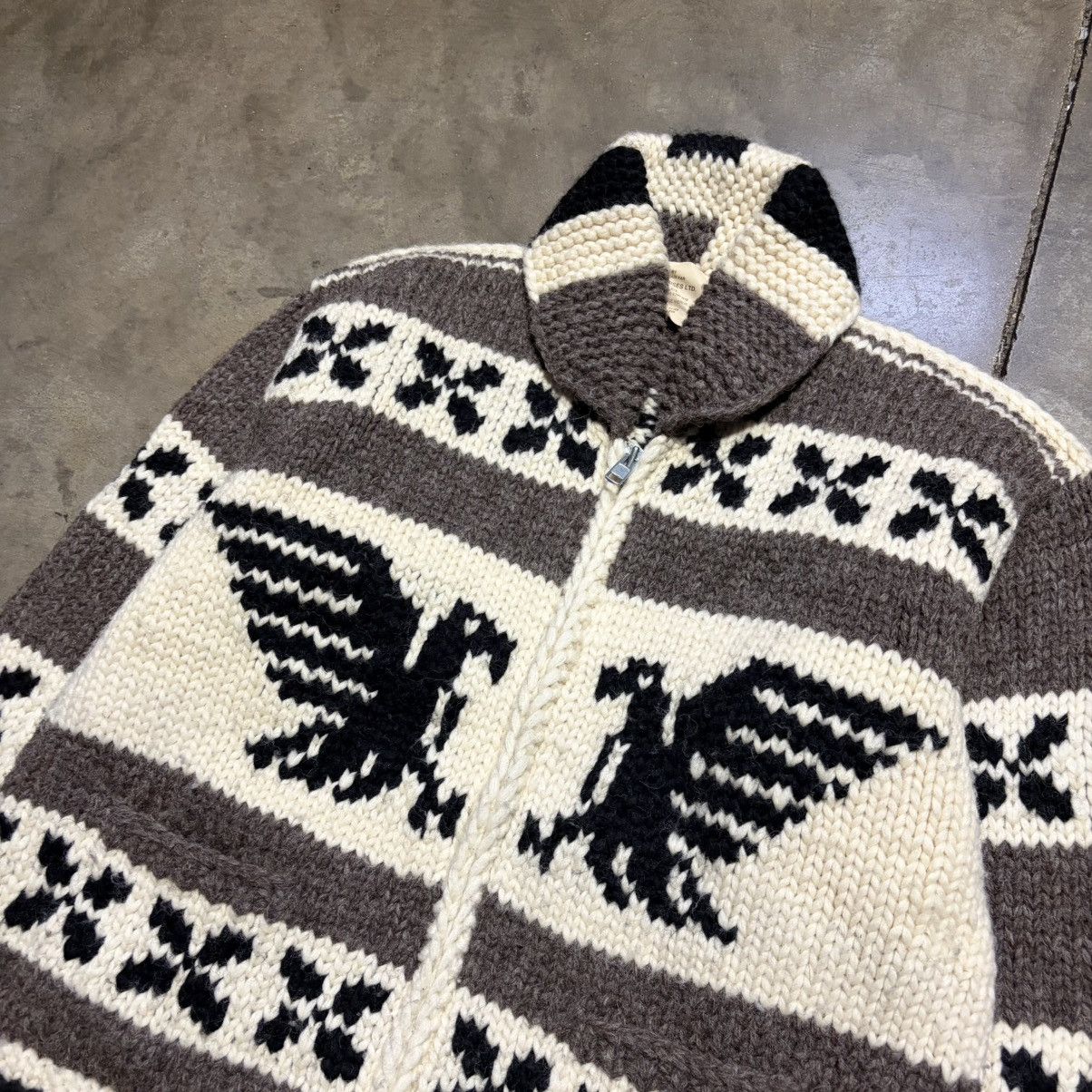 Vintage Vintage Cowichan Cardigan Sweater Eagle Thunderbird Wool 70s Size US XL / EU 56 / 4 - 3 Thumbnail