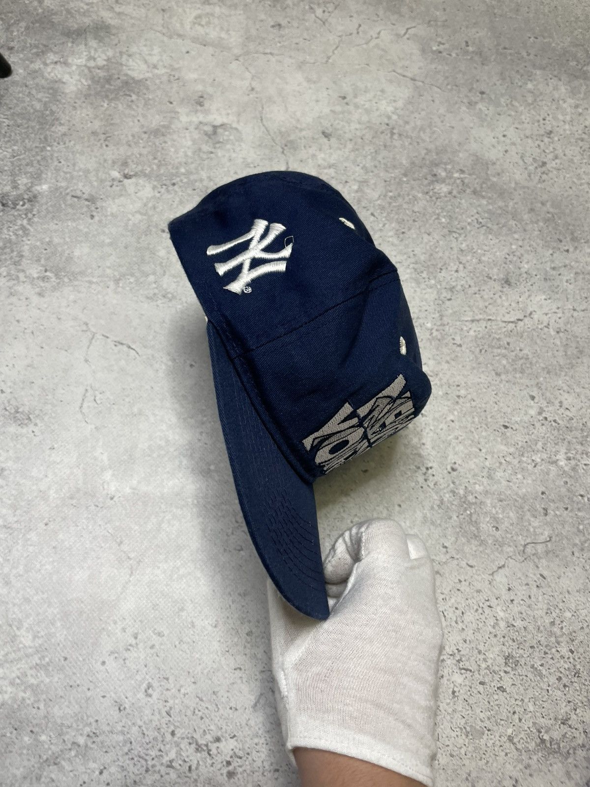 New York Yankees Vintage 90’s #1 Apparel New York Yankees Made In USA Hat Size ONE SIZE - 4 Thumbnail