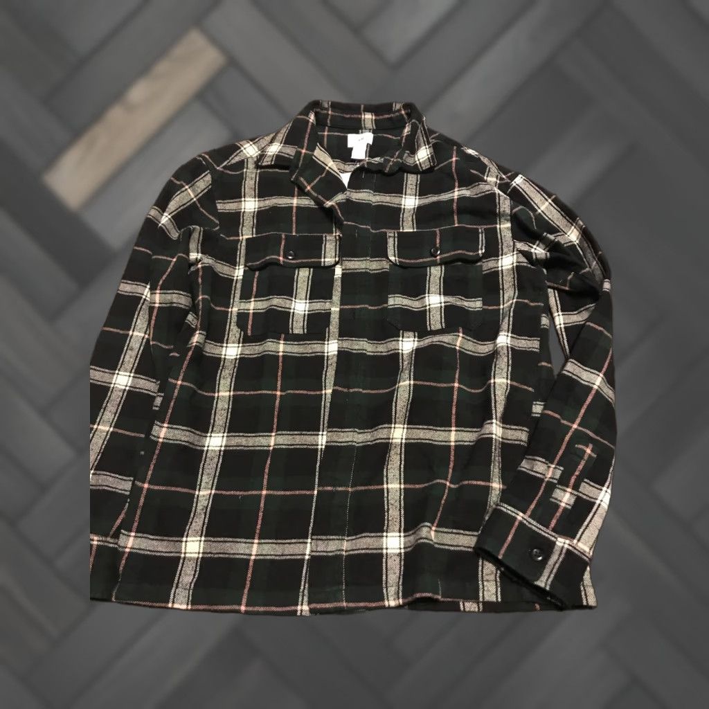 H&M H&M Plaid Button-Up Shirt Mens Small Relaxed Fit Long Sleeve Chest Pocket Multicolor Outdoor Lightweight Soft Button-Up Shirt Mens S Size US S / EU 44-46 / 1 - 1 Thumbnail