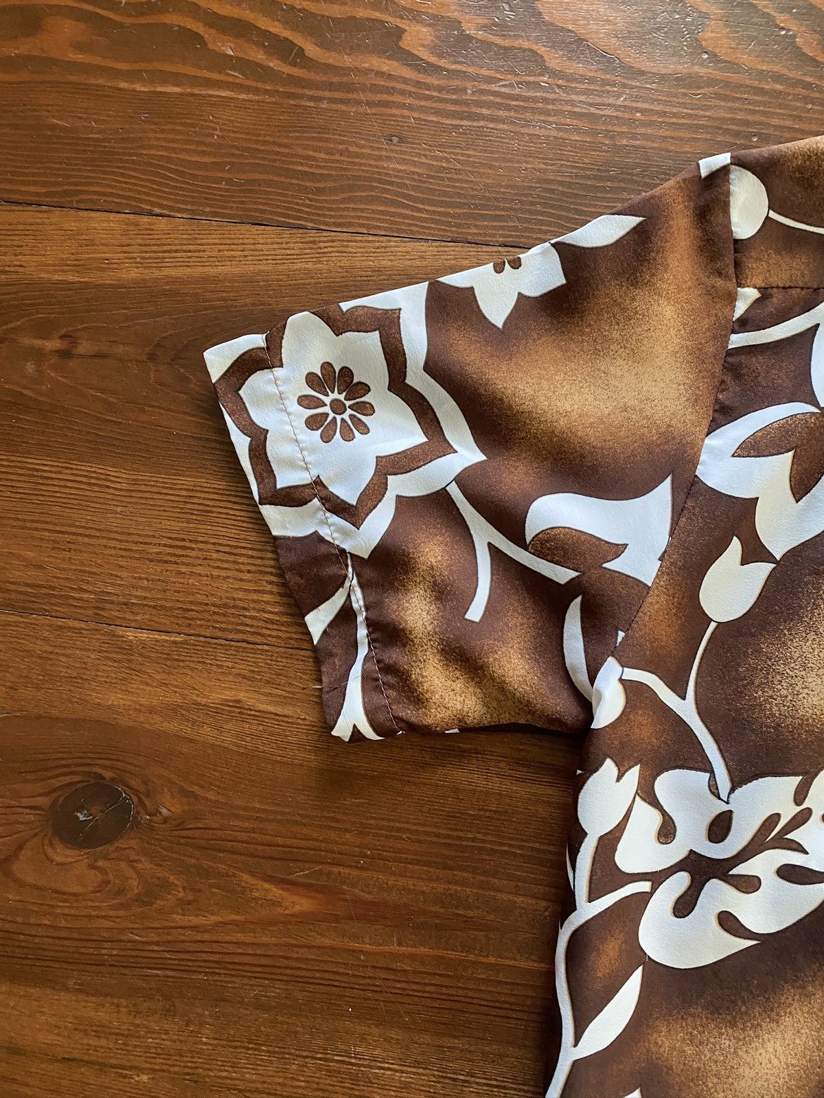 Vintage Vintage 60’s/70’s Brown Hawaiian Shirt Button Up Size US M / EU 48-50 / 2 - 15 Thumbnail