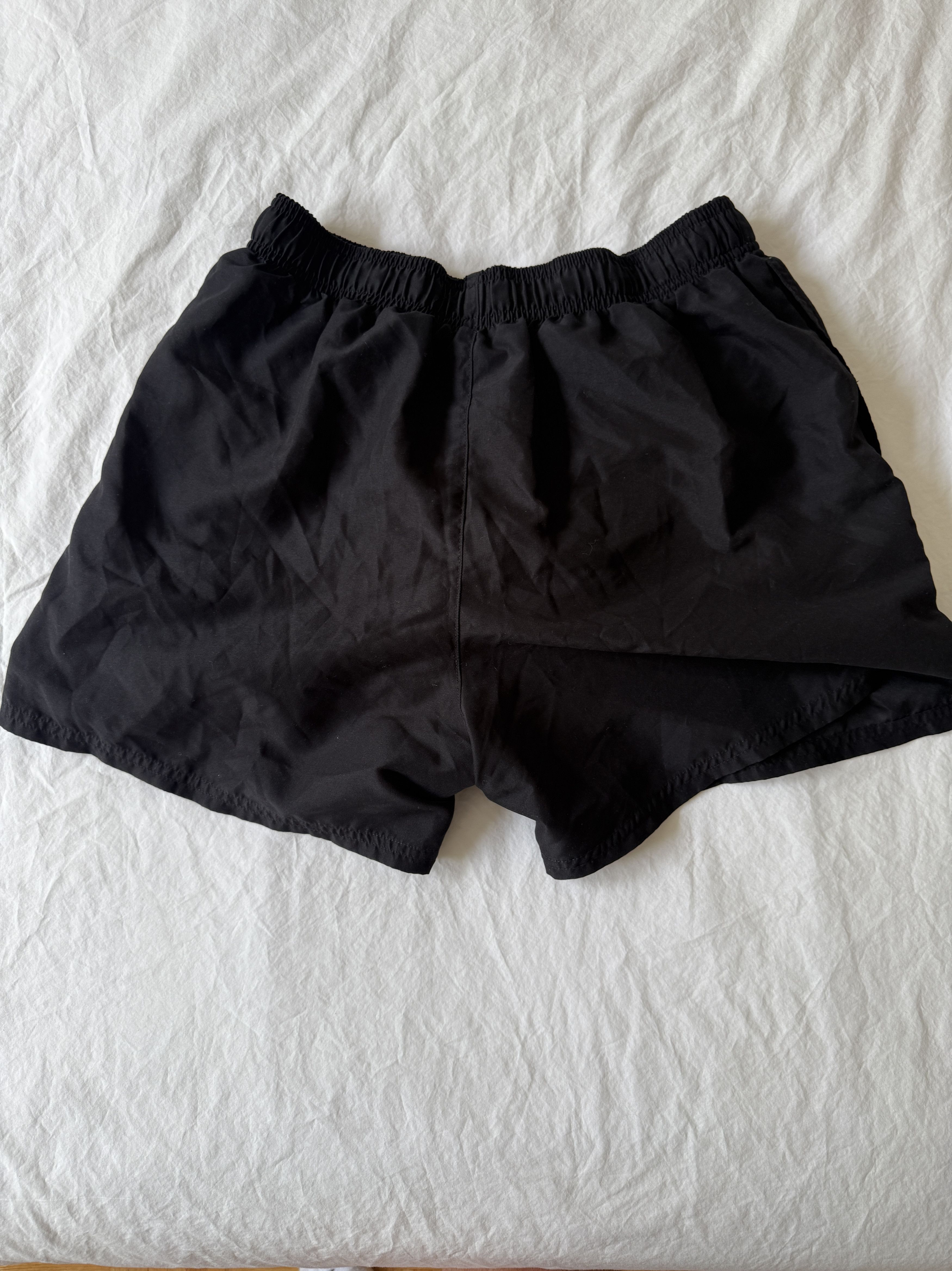 Nike Nike Swim Size US 36 / EU 52 - 2 Thumbnail
