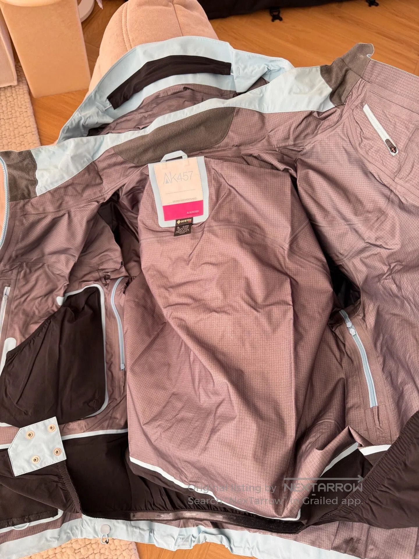Burton Burton AK457 Baby Blue Ski Jacket. Size US L / EU 52-54 / 3 - 9 Thumbnail