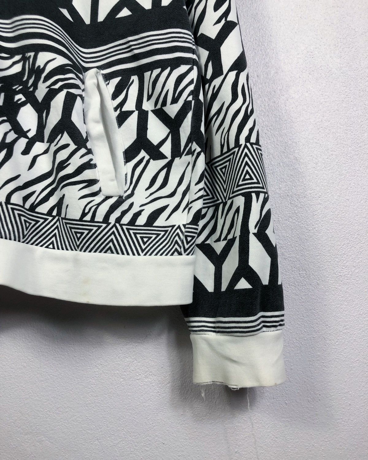 O'Neill × Vintage Rare Vintage Oneill Surf All Over Print Hoodie Size US L / EU 52-54 / 3 - 6 Thumbnail