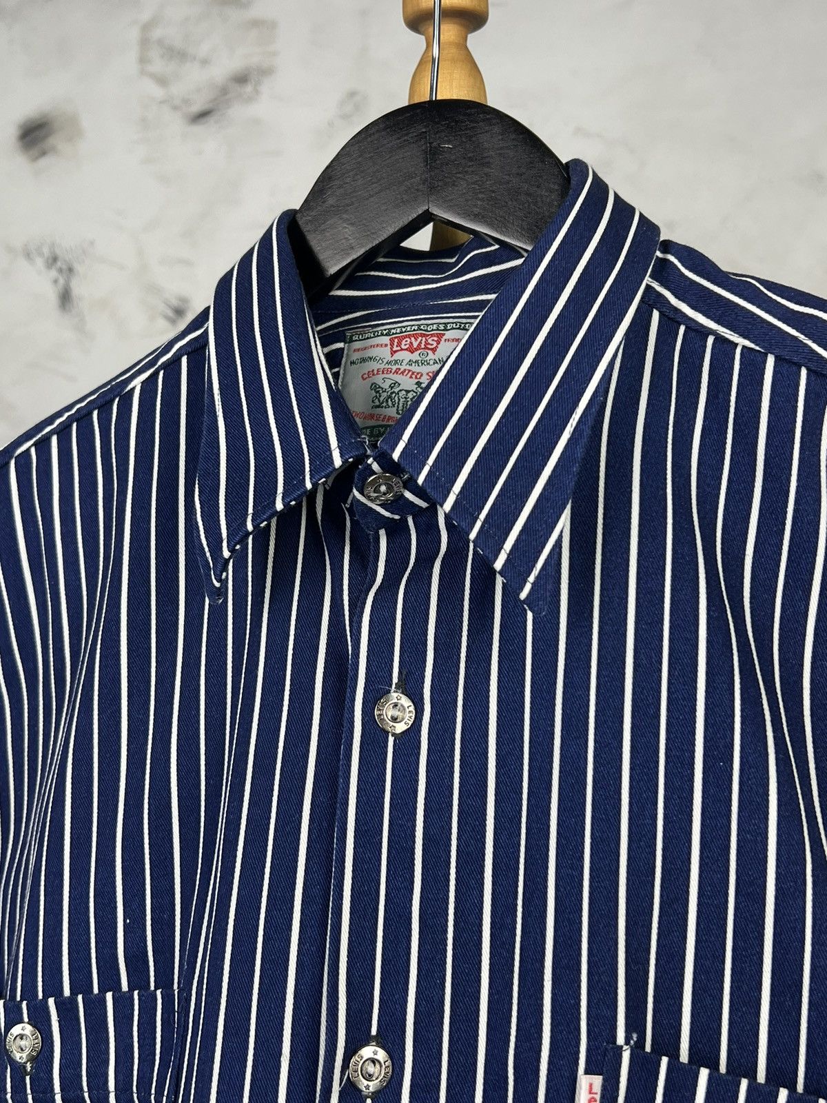 Levi's Vintage Levi’s Pinstripe Button Up Shirt Size L - XL Size US L / EU 52-54 / 3 - 5 Thumbnail