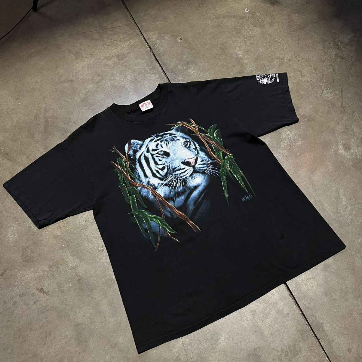 Vintage Vintage 90s White Tiger Wildlife Graphic Tee Nature Wild USA Size US XL / EU 56 / 4 - 2 Thumbnail