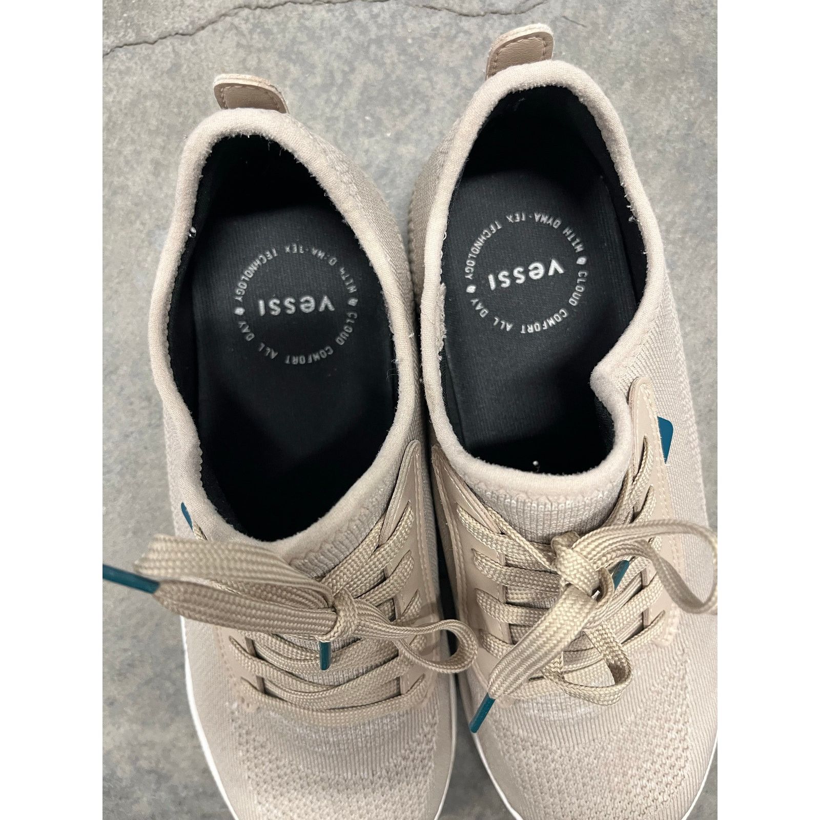 Vessi Vessi Weekend Womens Waterproof Sneakers Size women 10 Size US 10 / IT 40 - 2 Thumbnail