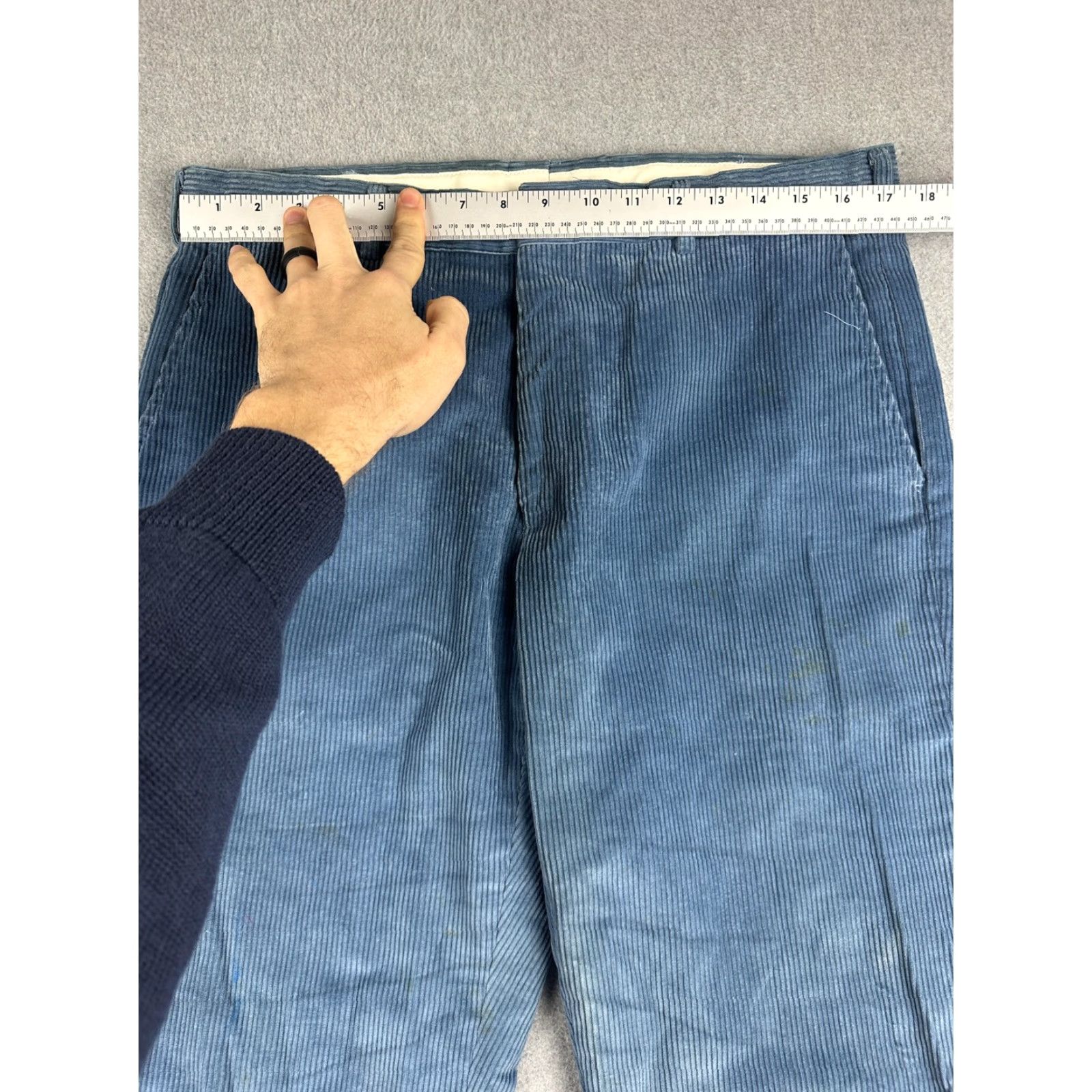 Vintage VINTAGE Corduroy Pants Mens 34x30 Blue Chino Straight Leg 34 Regular USA Casual Size US 34 / EU 50 - 7 Thumbnail