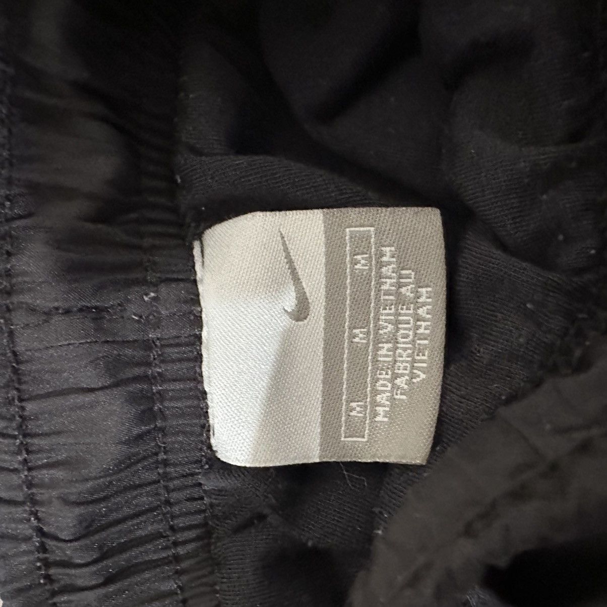 Nike Y2K White and Black Baggy Nike Trackpants Size US 36 / EU 52 - 2 Thumbnail