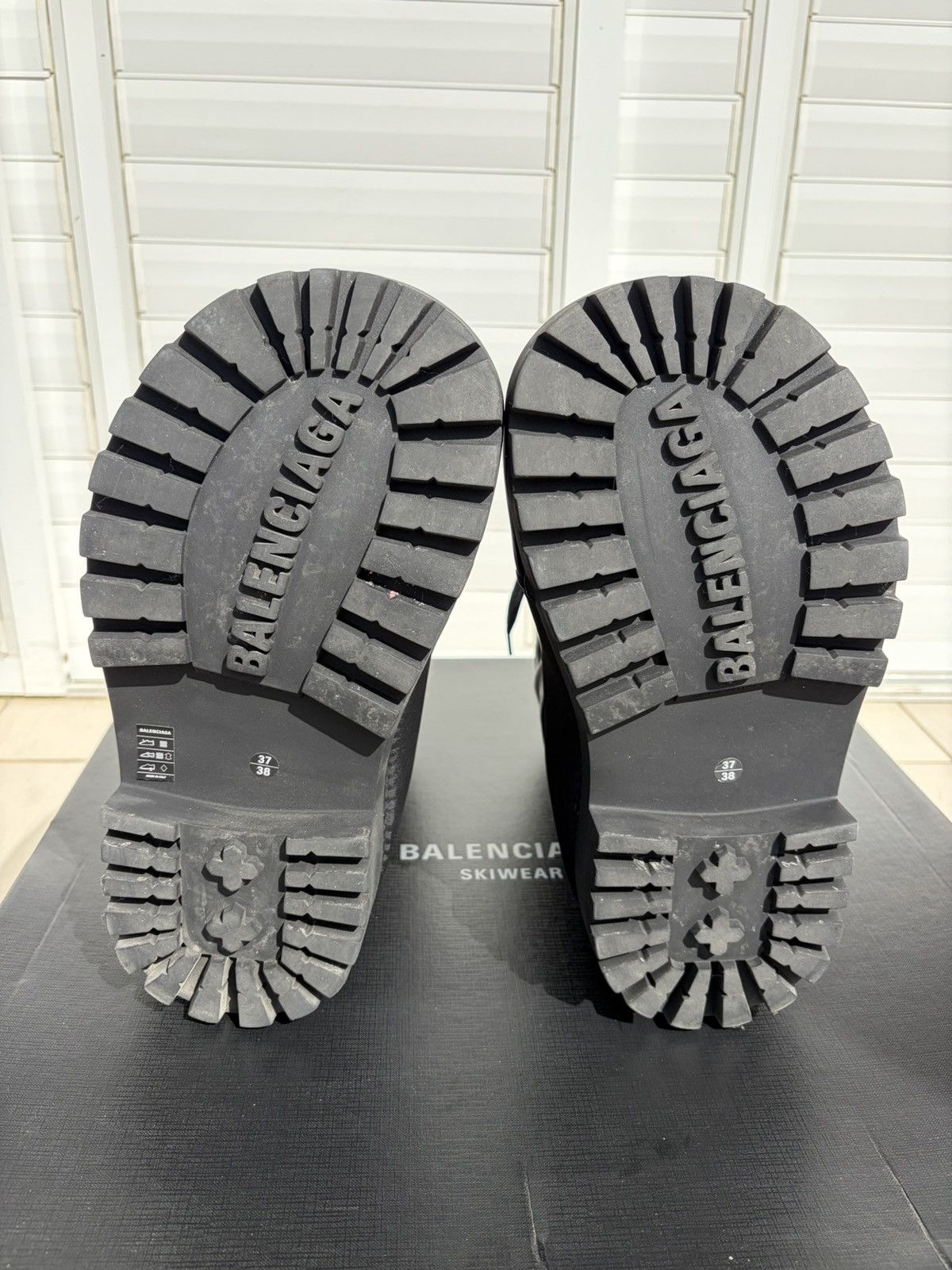 Balenciaga Balenciaga Alaska Ski Boots Size US 6 / EU 39 - 11 Thumbnail