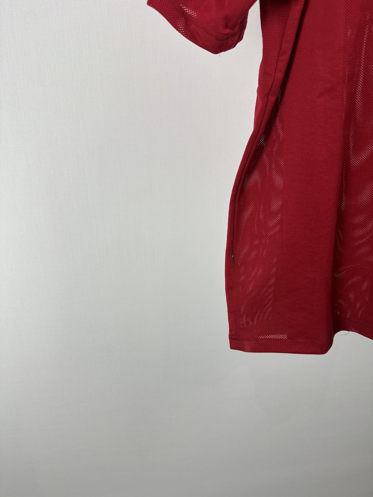 Adidas 1995-1996 Vintage Liverpool FC Home Soccer Jersey – Size XL Size US XL / EU 56 / 4 - 9 Thumbnail