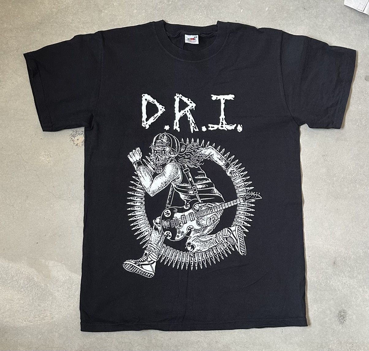 Vintage D.R.I. BAND TEE Size US M / EU 48-50 / 2 - 1 Thumbnail