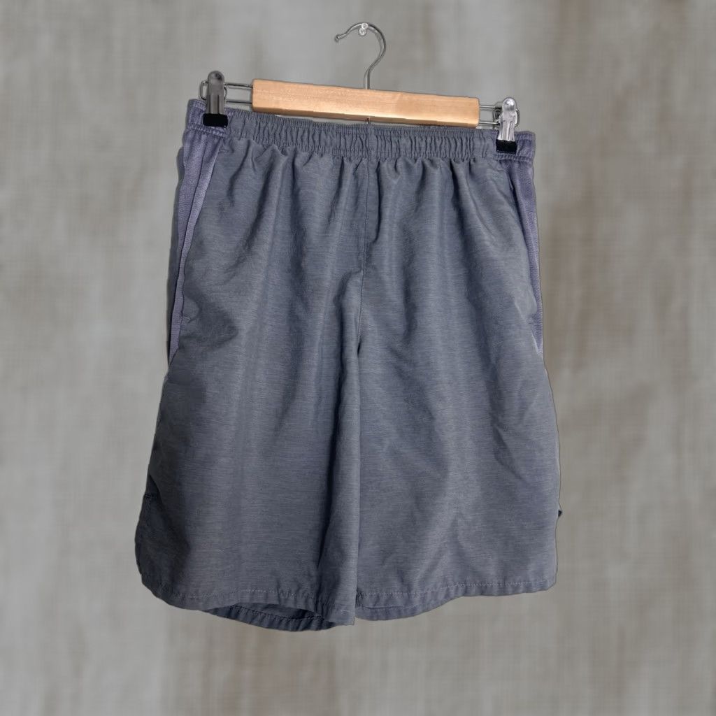 Nike Nike Challenger Running Shorts Men Medium Gray 8" Inseam Athletic Pockets Drawstring Quick Dry Reflective UV Protection Size US 31 - 1 Thumbnail
