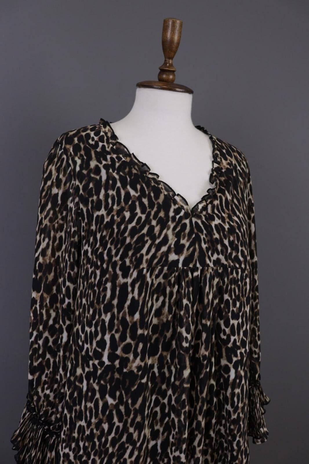True Religion True Religion Multicolor Animal Printed Midi Dress Size S Size S / US 4 / IT 40 - 6 Thumbnail
