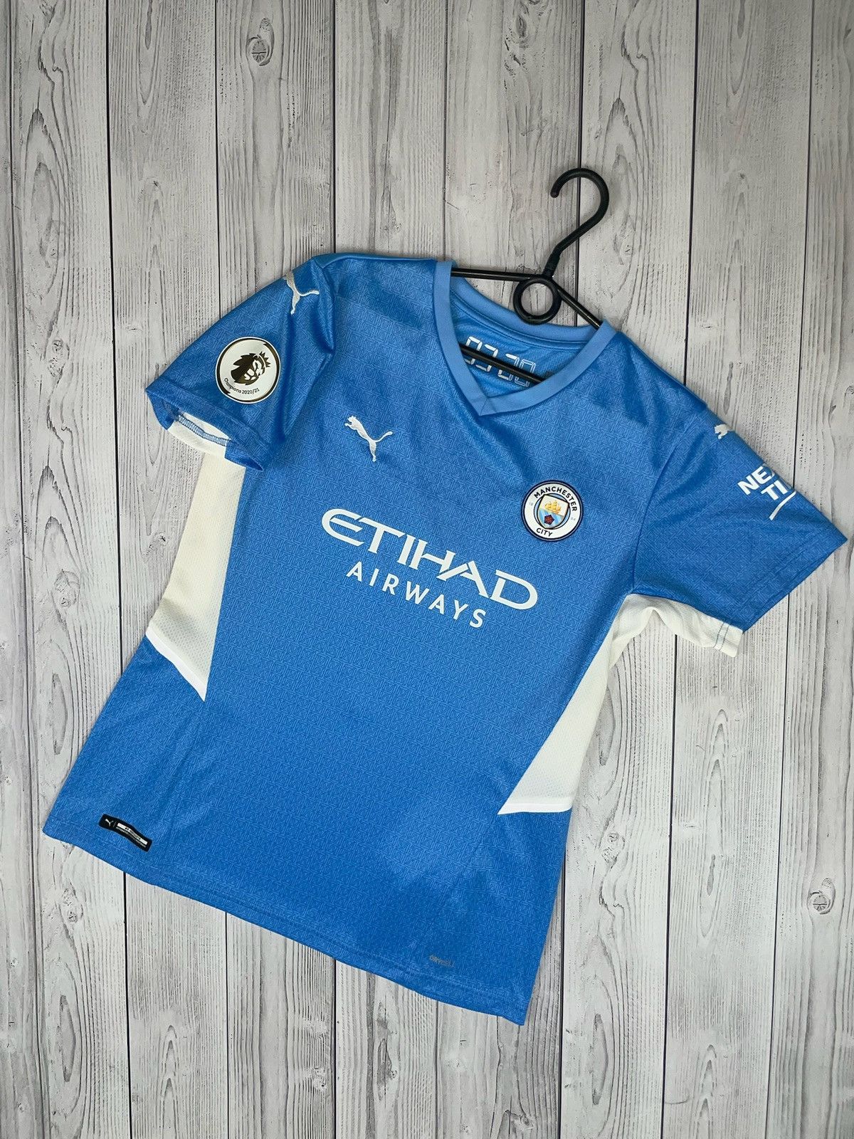 Puma Manchester City soccer jersey 17 De Bruyne women’s M rare Size M / US 6-8 / IT 42-44 - 2 Thumbnail