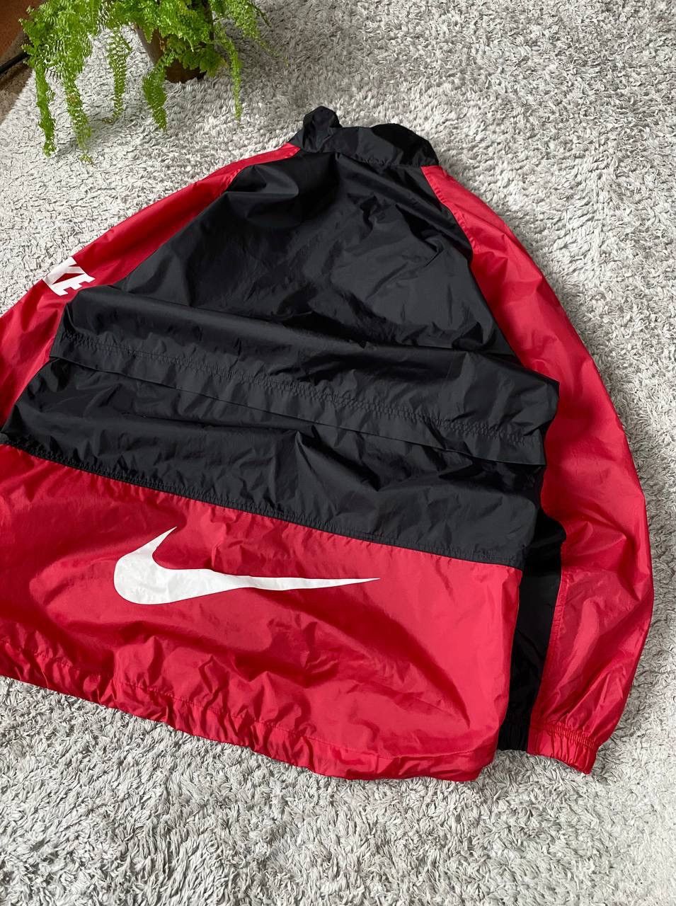 Nike × Vintage 90s Nike Vintage Light Jacket Streetwear Big Logo Swoosh Y2k Size US L / EU 52-54 / 3 - 2 Thumbnail
