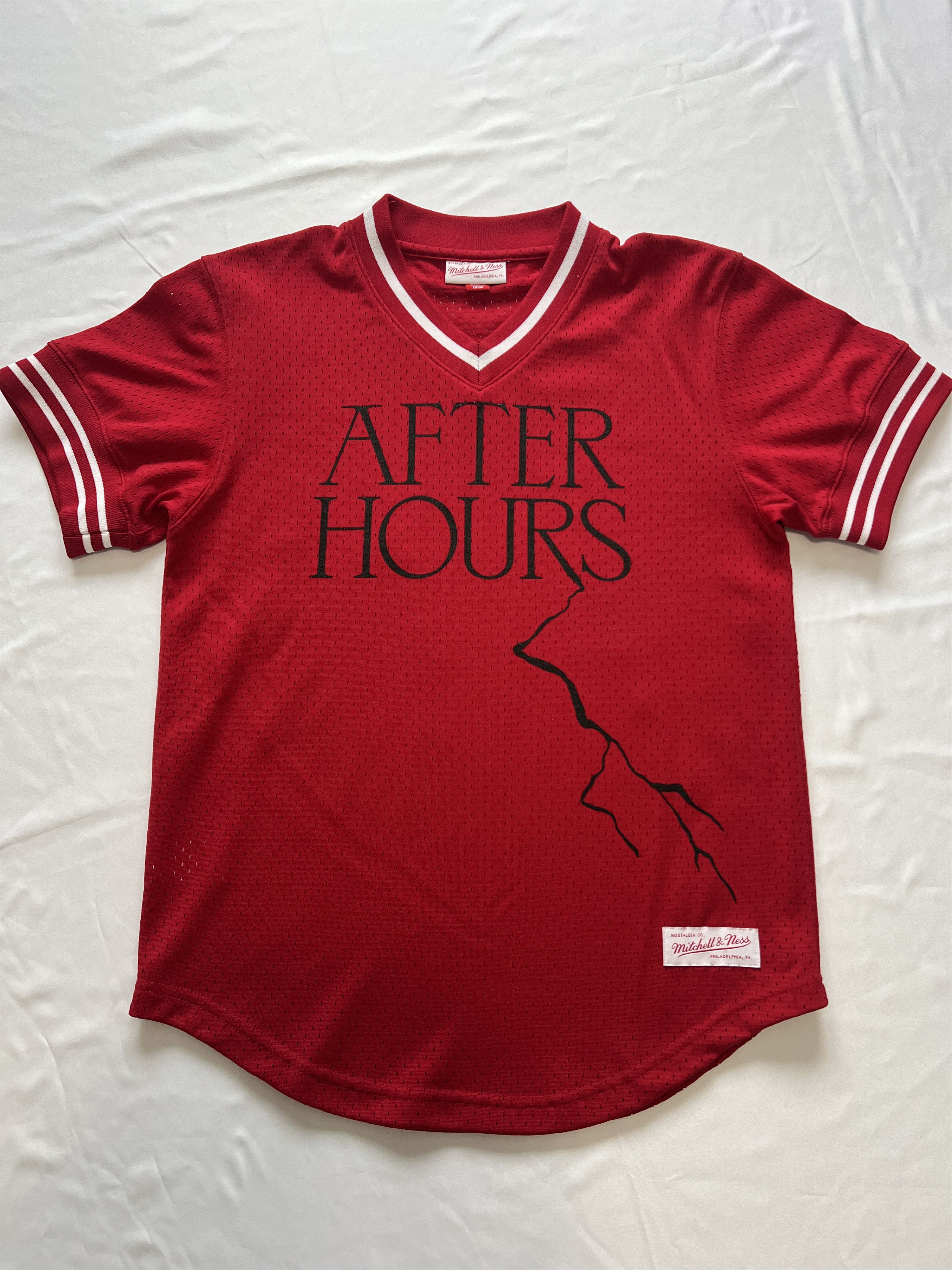 Mitchell & Ness The Weeknd x Mitchell & Ness After Hours Baseball Jersey Size US S / EU 44-46 / 1 - 2 Thumbnail