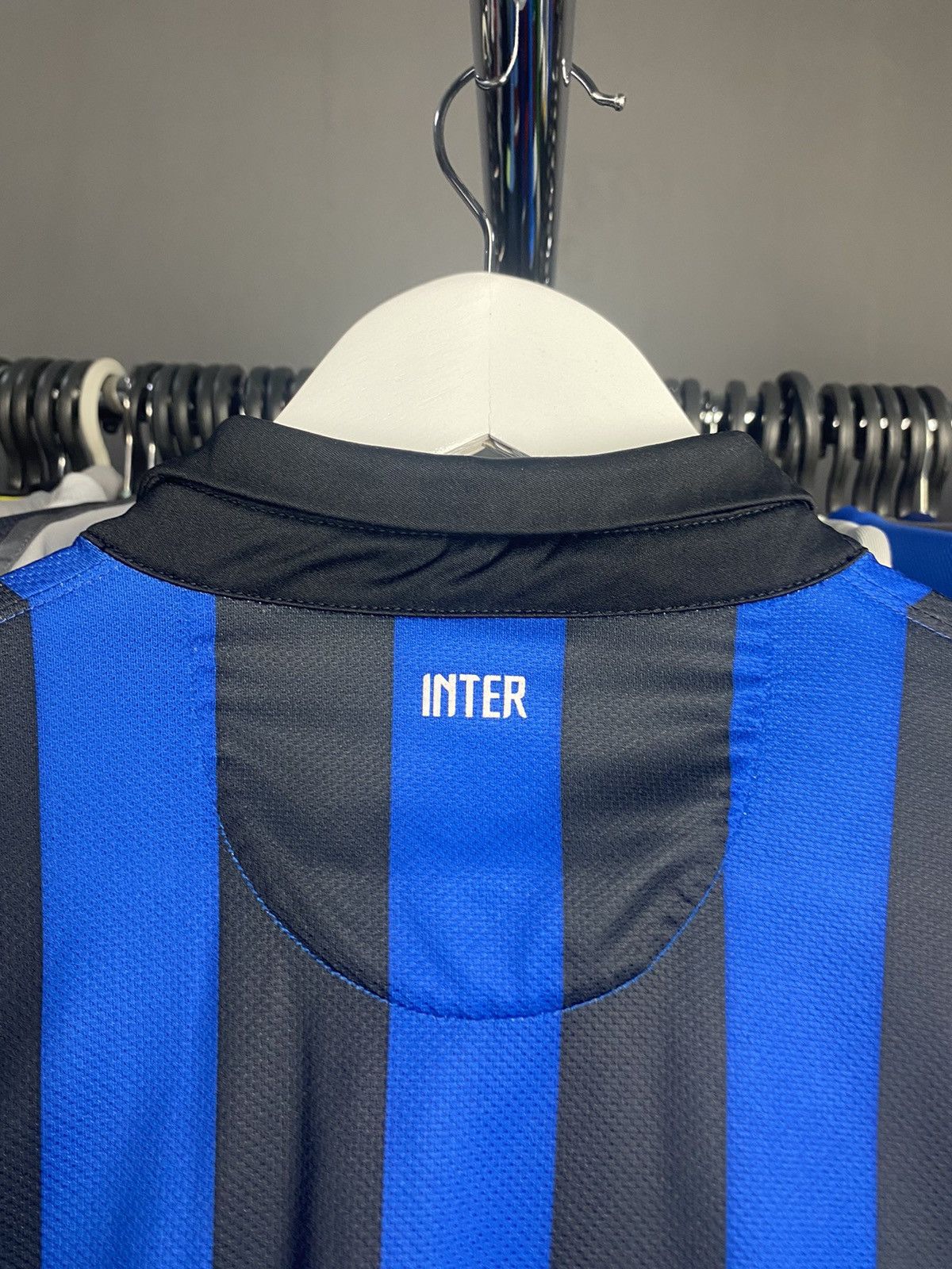 Nike 2011/12 NIKE INTER MILAN HOME SOCCER JERSEY FOOTBALL SHIRT Size US S / EU 44-46 / 1 - 11 Thumbnail