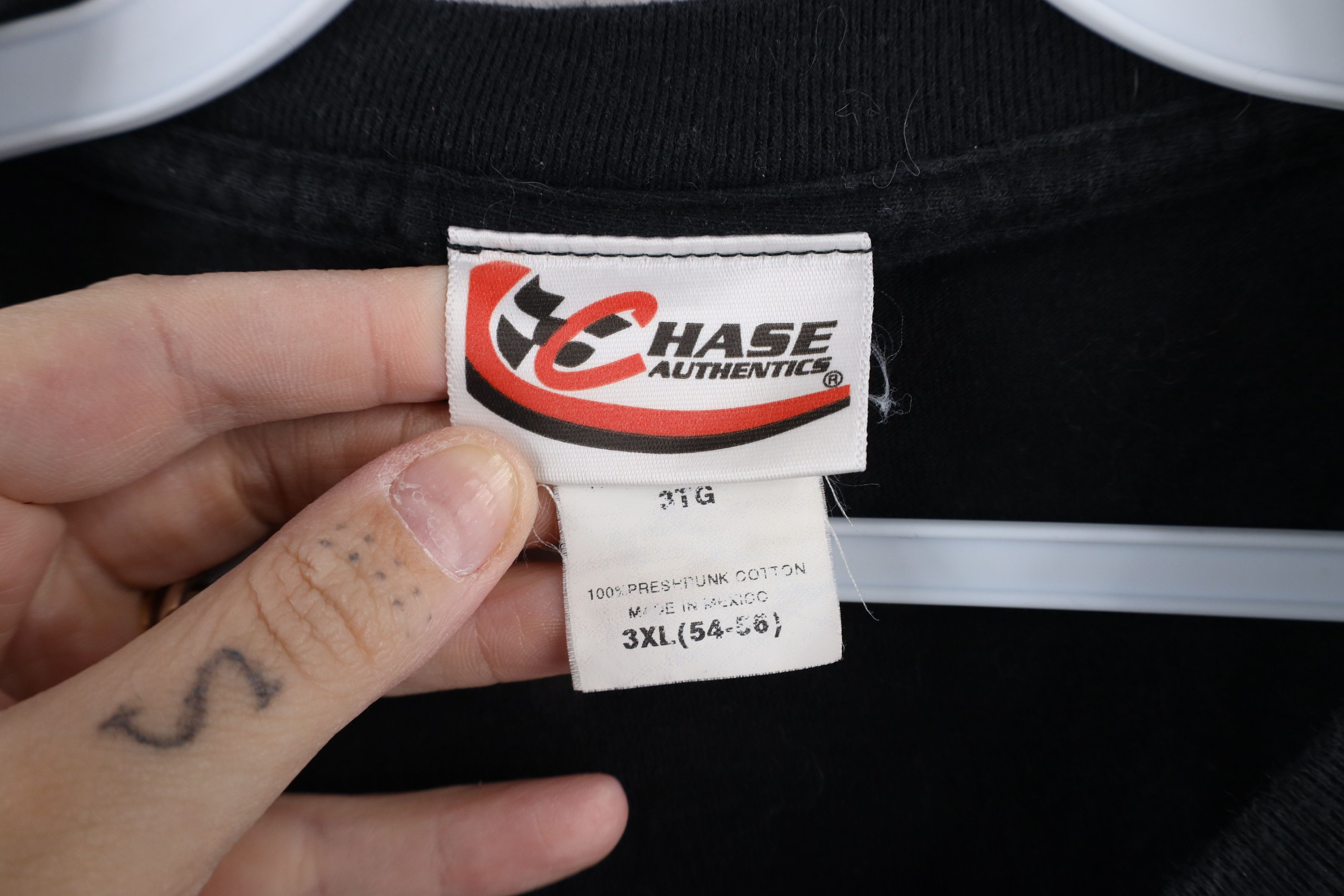 Vintage Vintage Y2K Motorsports Hall of Fame Dale Earnhardt T-Shirt Size US XXL / EU 58 / 5 - 6 Thumbnail